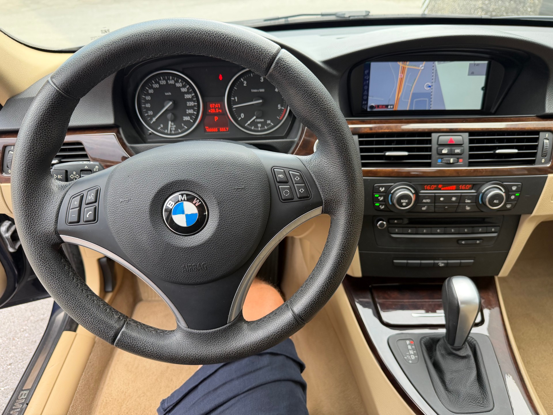 BMW 330d x-drive LCI-image-6