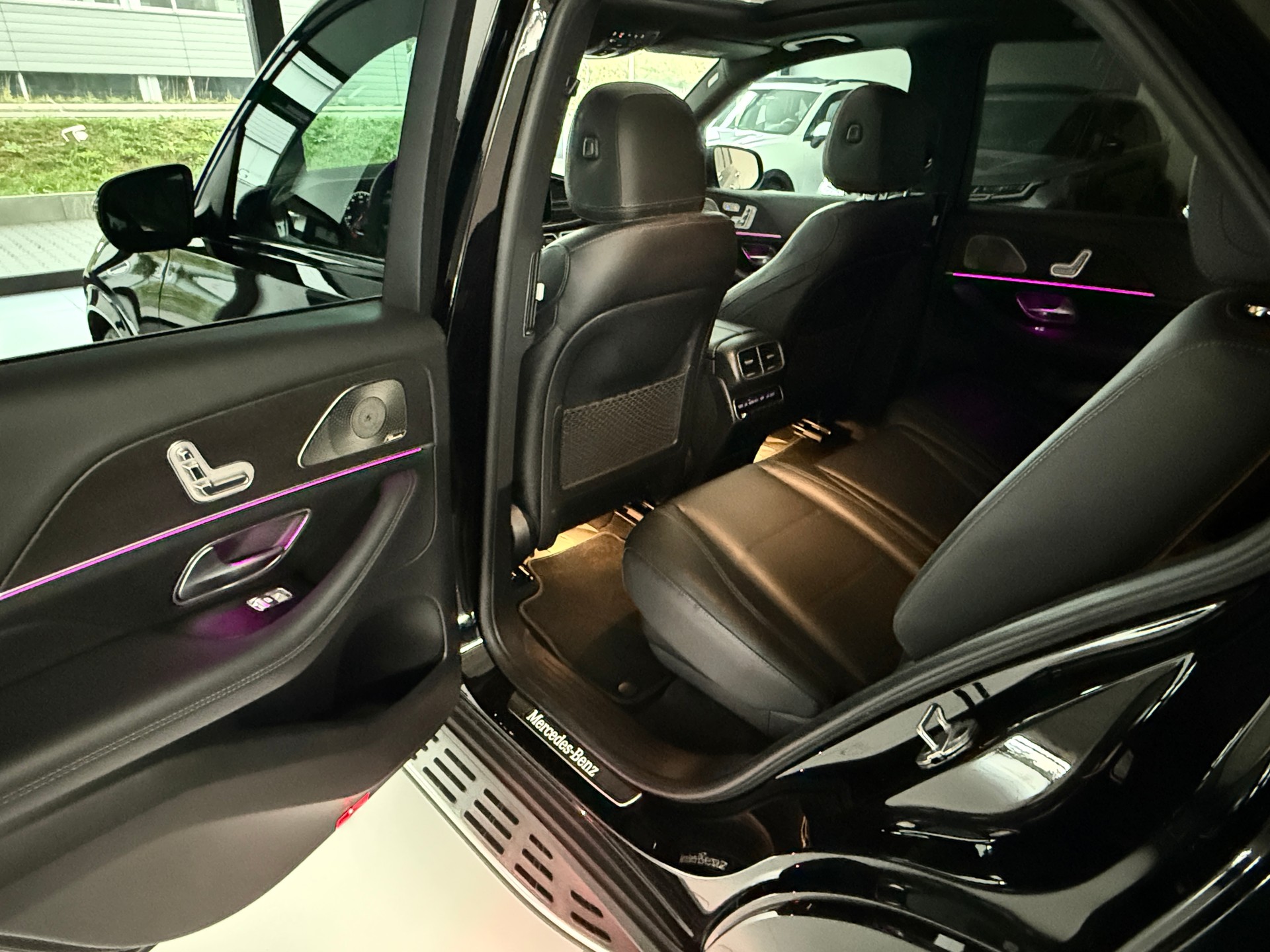 MERCEDES-BENZ GLE 450 4Matic AMG Line 9G-Tronic ***7-PLATZ***CH-FAHRZEUG***PANORAMADACH***LUFTFEDERUNG***-image-29