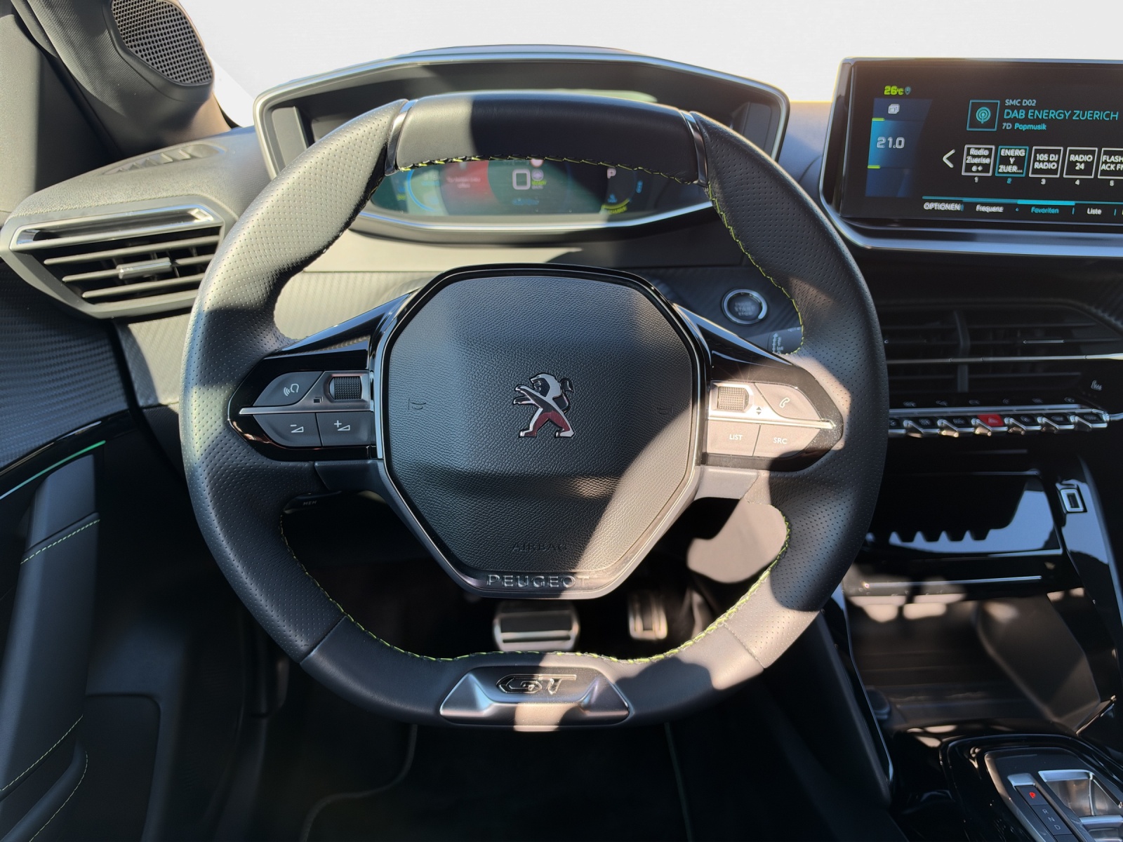 PEUGEOT 208 e-GT Pack-image-9