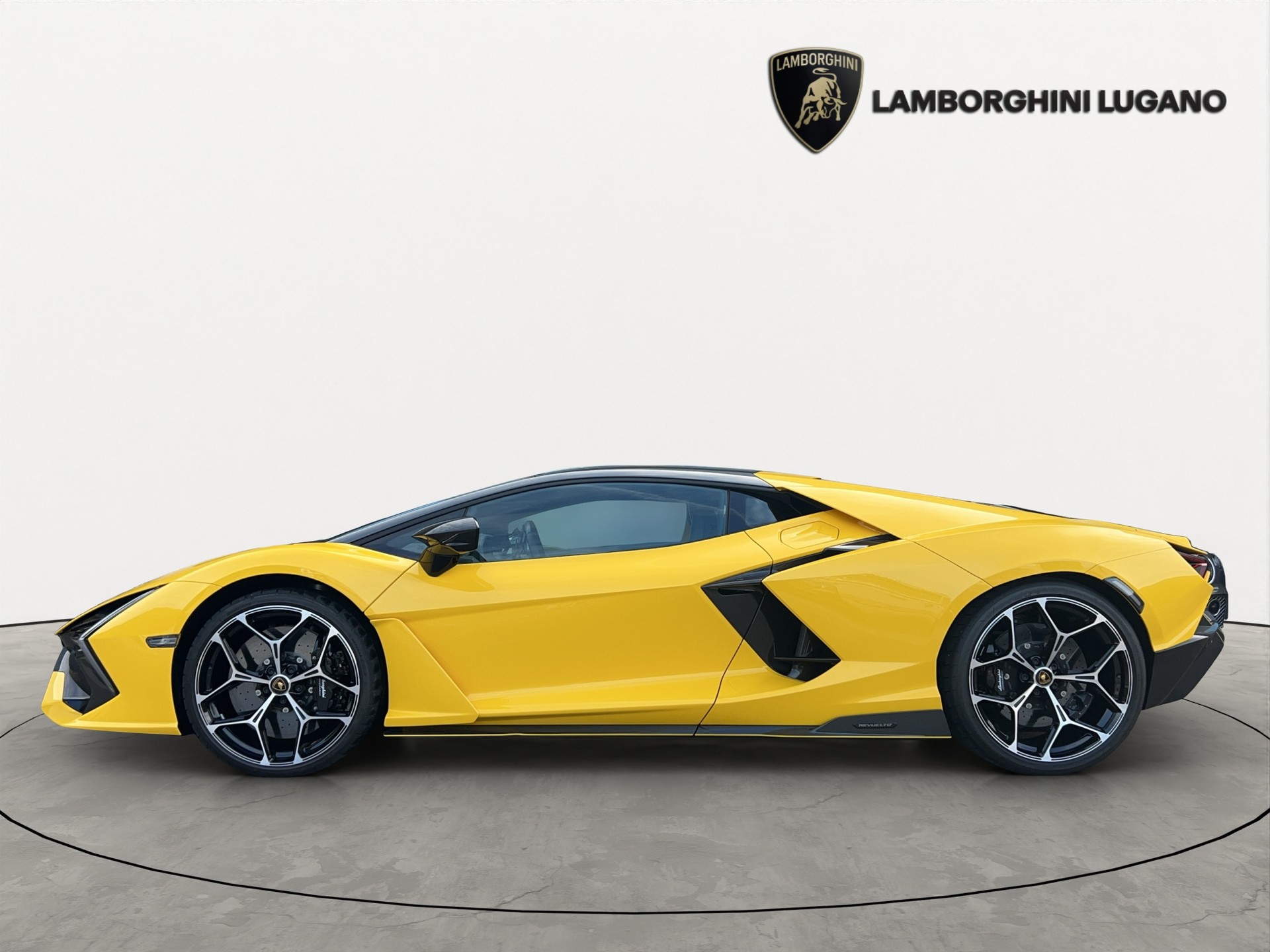 LAMBORGHINI Revuelto MY24 Selezione Certified Pre-Owned Certifications: 150-point check list Lamborghini Lugano-showroom-element-3