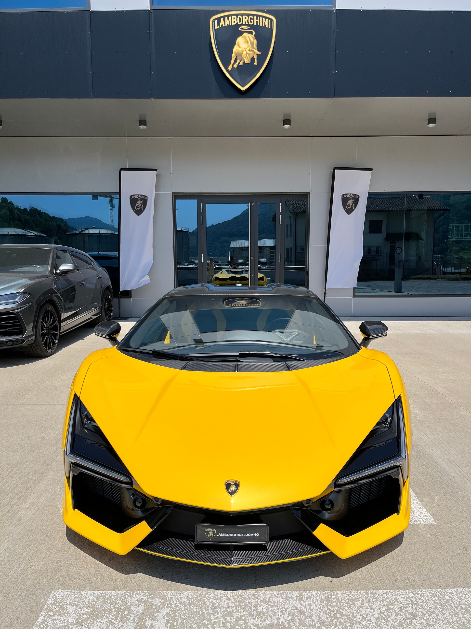 LAMBORGHINI LAMBORGHINI Revuelto MY24 Selezione Certified Pre-Owned Certifications: 150-point check list Lamborghini Lugano-image-1