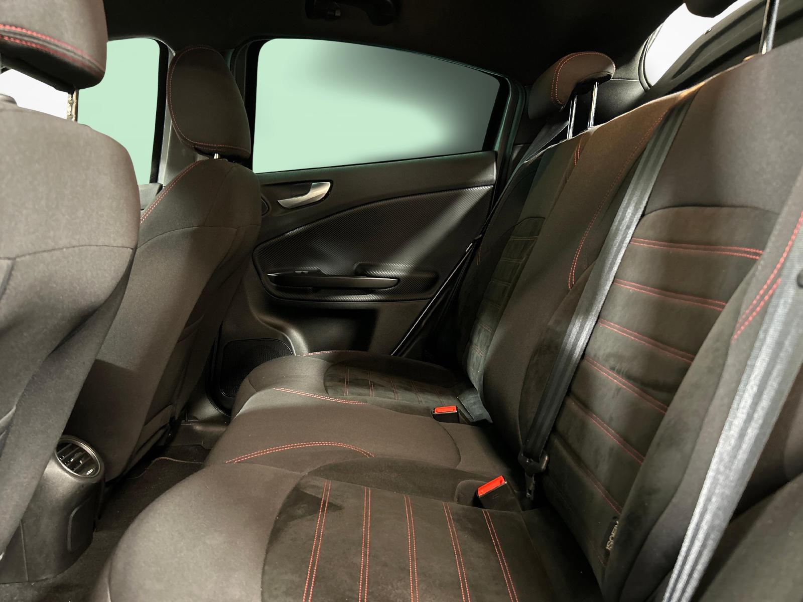 ALFA ROMEO Giulietta 1.4 TB Sprint-image-3