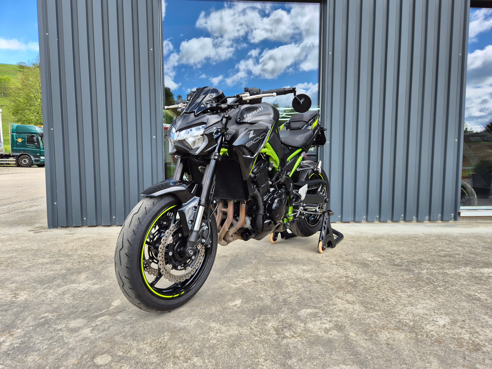 KAWASAKI Z 900-image-4