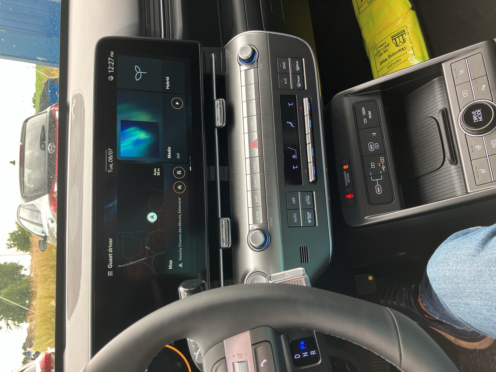 HYUNDAI Kona 1.6 GDi HEV Amplia DCT-image-8