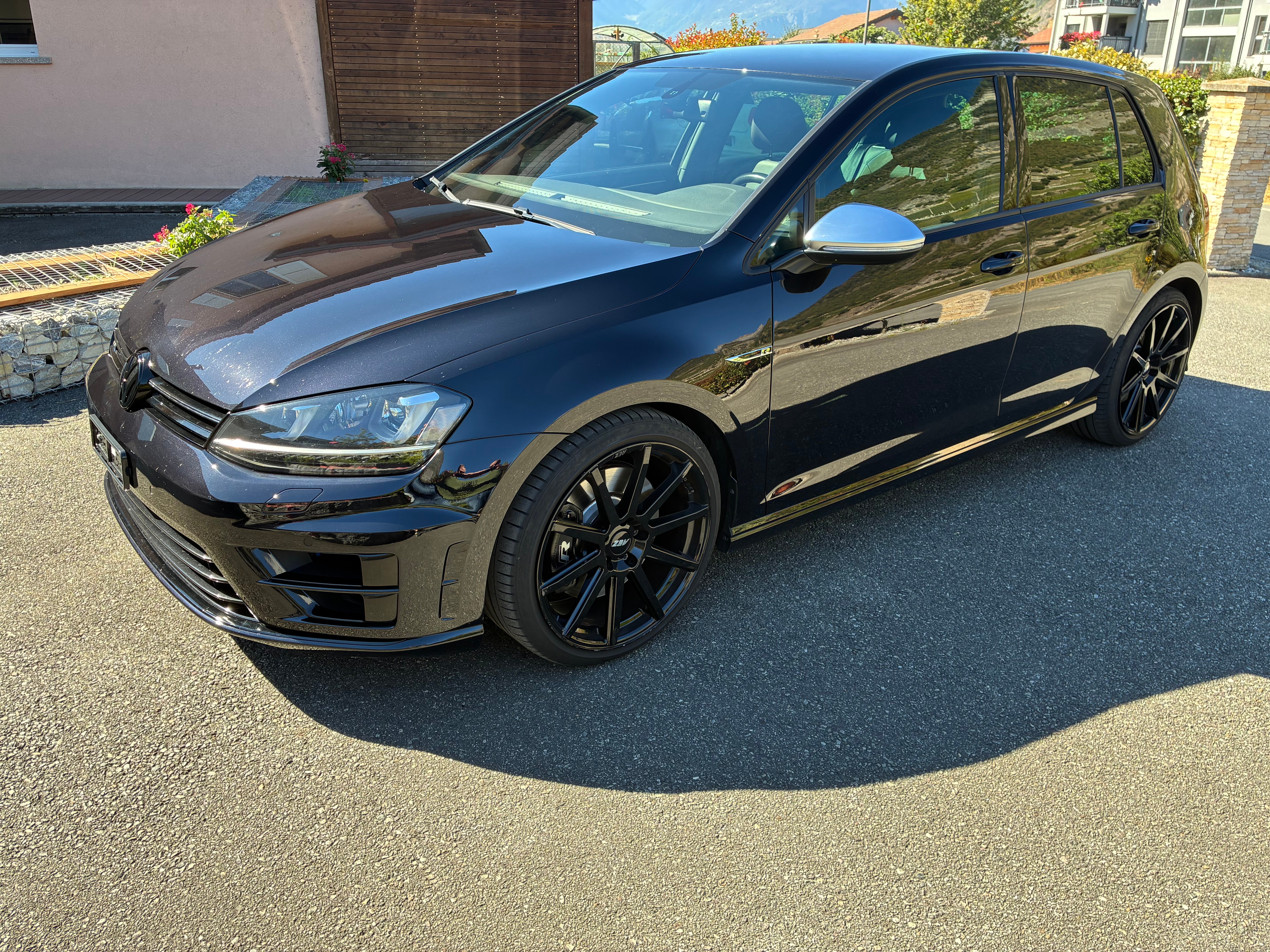 Car photo