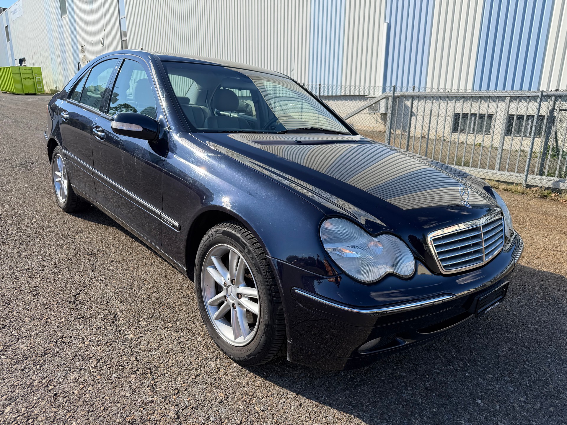 MERCEDES-BENZ C 320-image-1