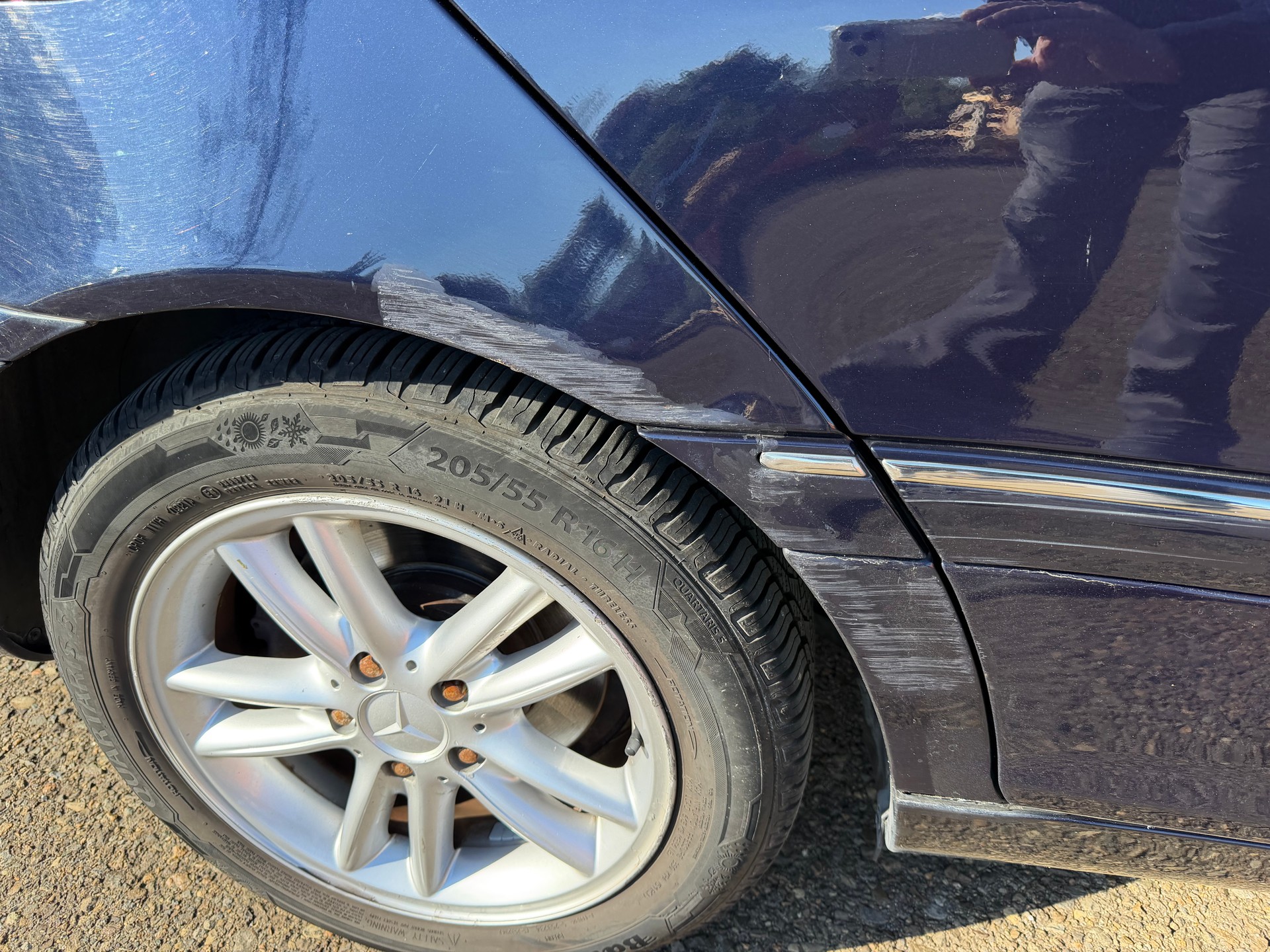 MERCEDES-BENZ C 320-image-8
