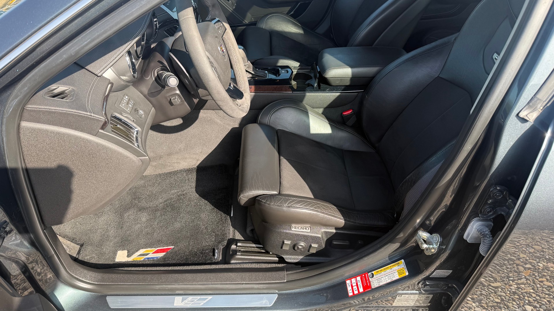 CADILLAC -V Wagon 6.2 V8 SC Automatic-image-14