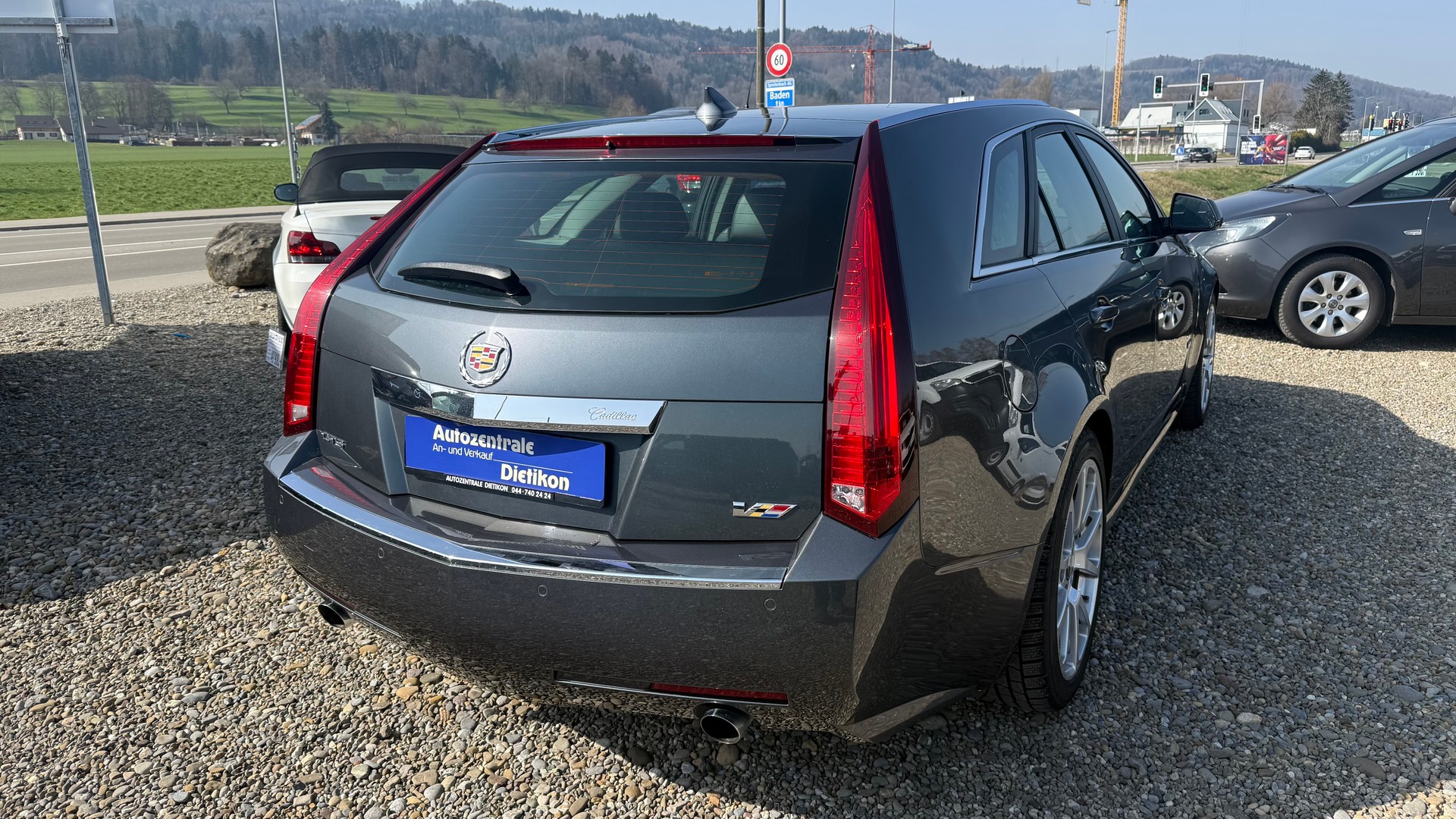 CADILLAC -V Wagon 6.2 V8 SC Automatic-image-1
