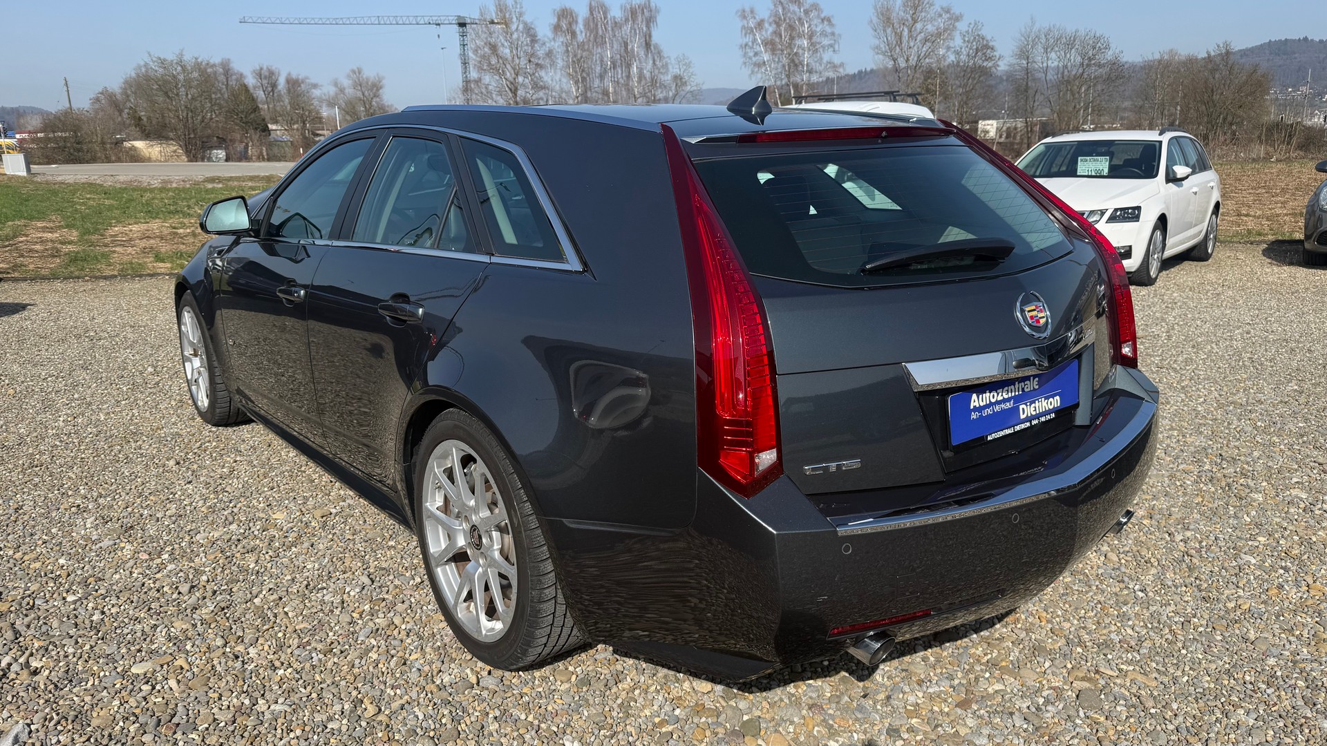 CADILLAC -V Wagon 6.2 V8 SC Automatic-image-16