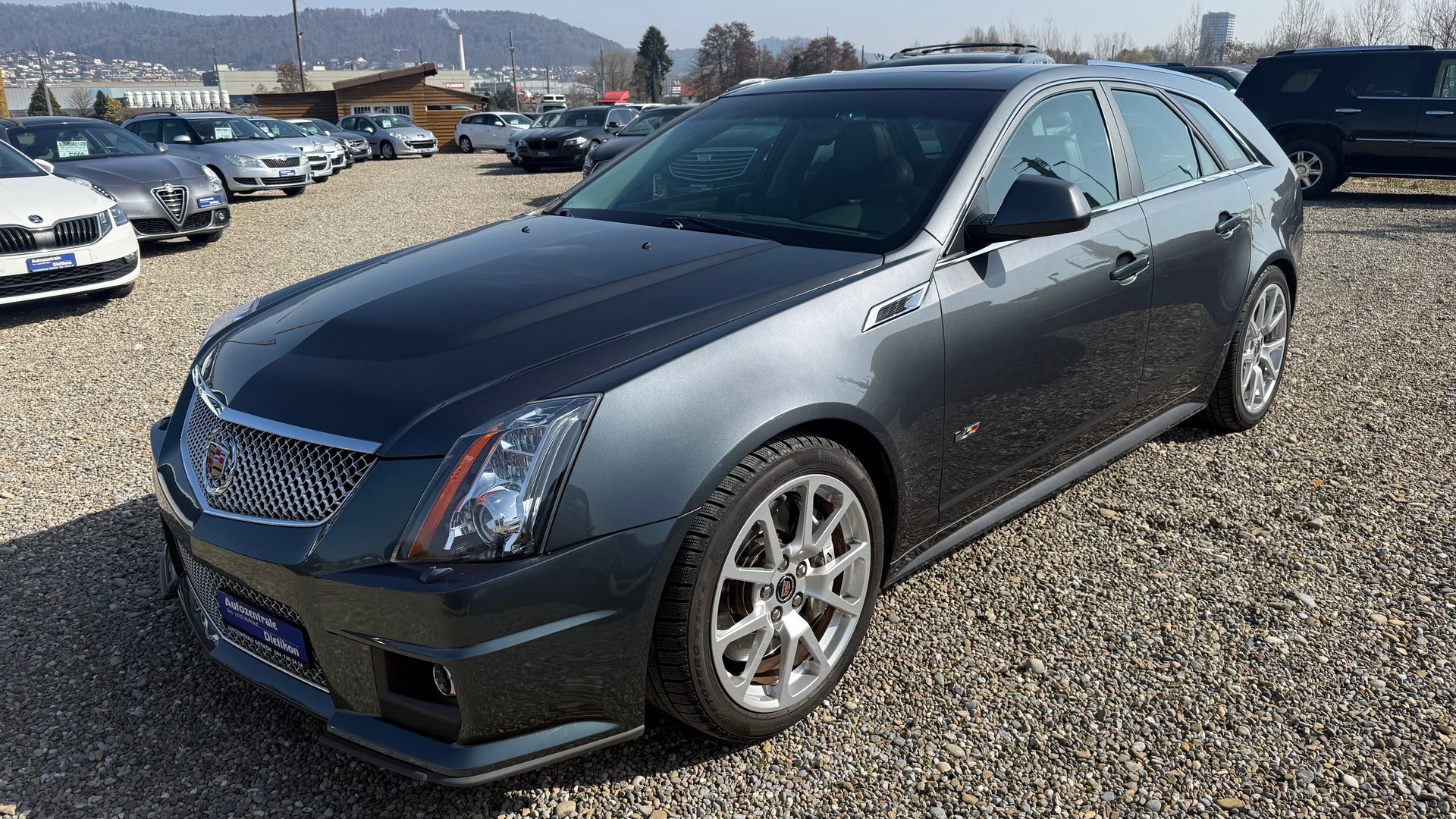 CADILLAC -V Wagon 6.2 V8 SC Automatic-image-0