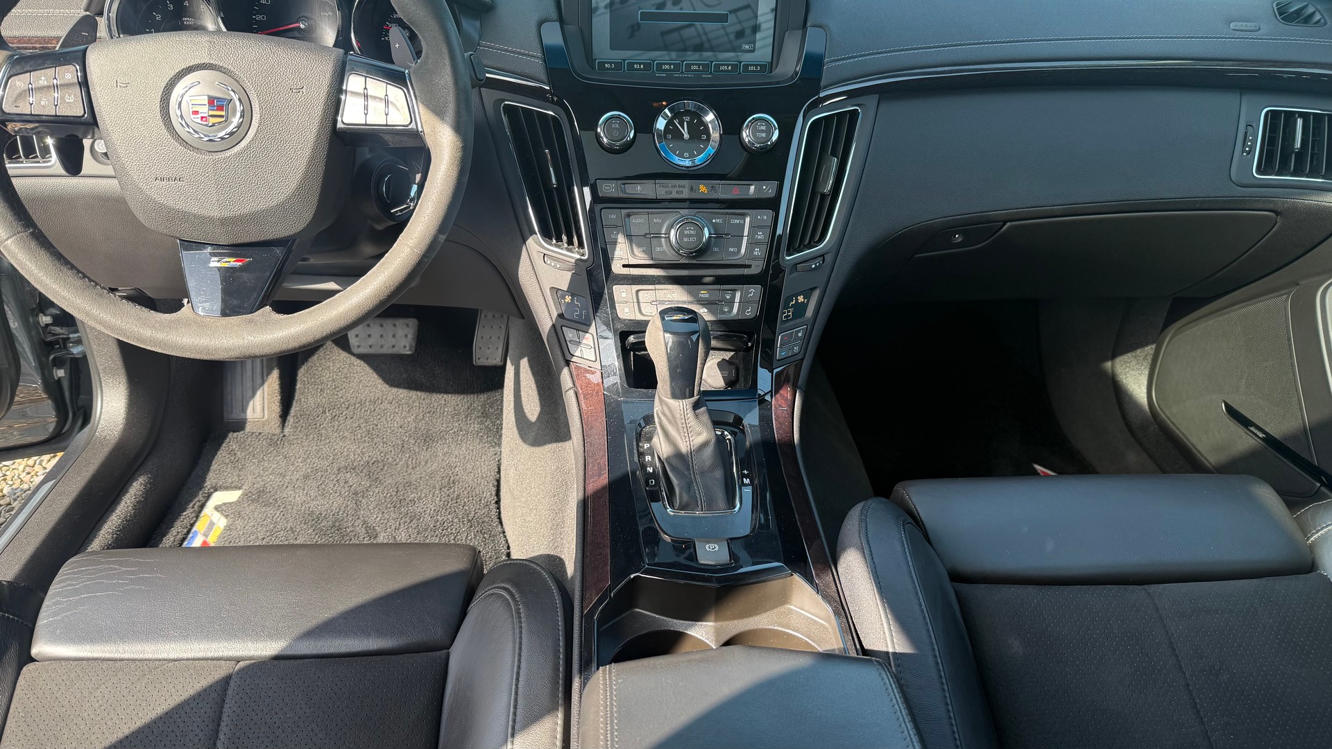 CADILLAC -V Wagon 6.2 V8 SC Automatic-image-10