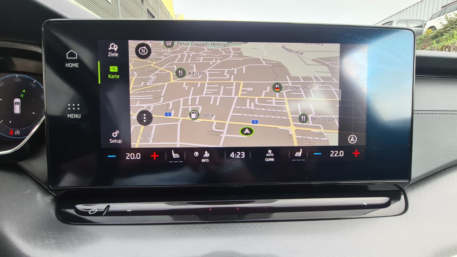 SKODA Octavia Combi 2.0 TDI DSG Ambition 4x4 ** Gr-Navi ** Sitzheizung ** Abstandsregelsysteme ** Virtual Cockpit ** Neues Modell 2023-image-11