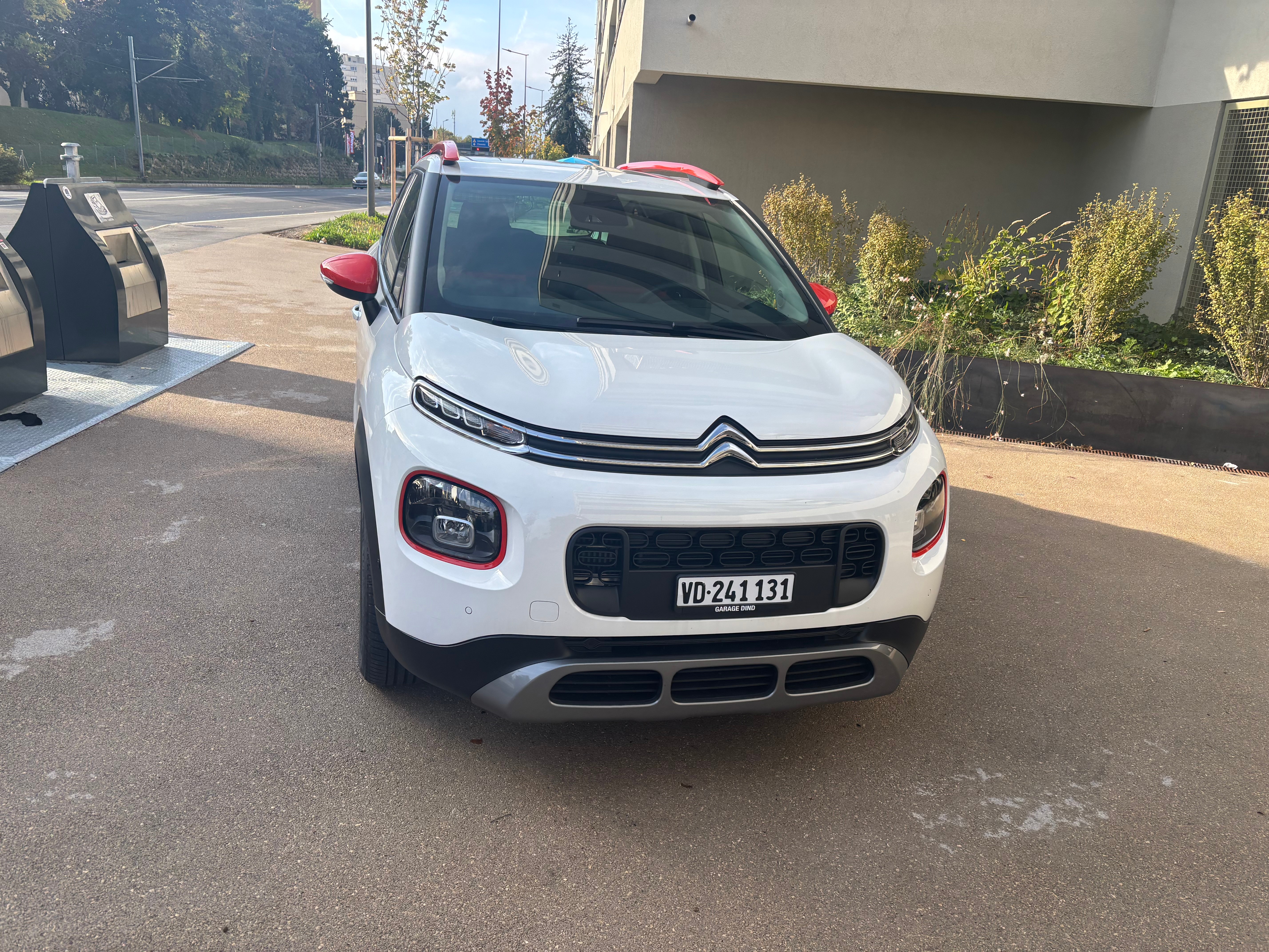 Car photo