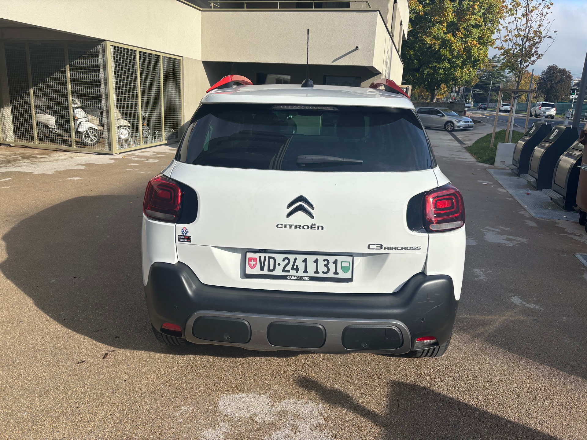 CITROEN 1.2 PureTech 110 Shine-image-1