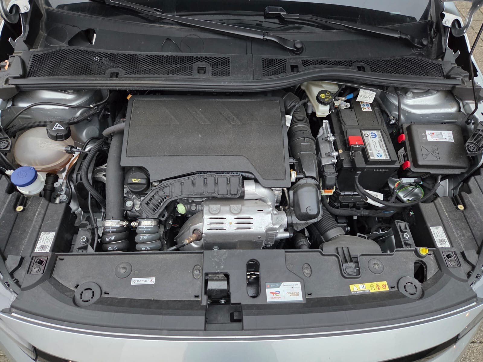 OPEL Corsa 1.2 TP GS A-image-15