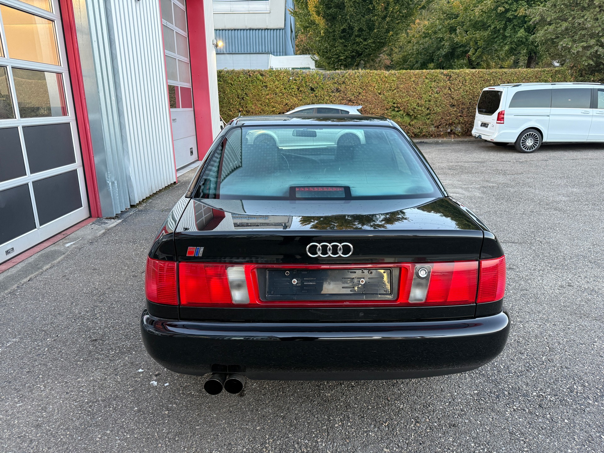 AUDI S6 quattro 4.2 plus-image-5