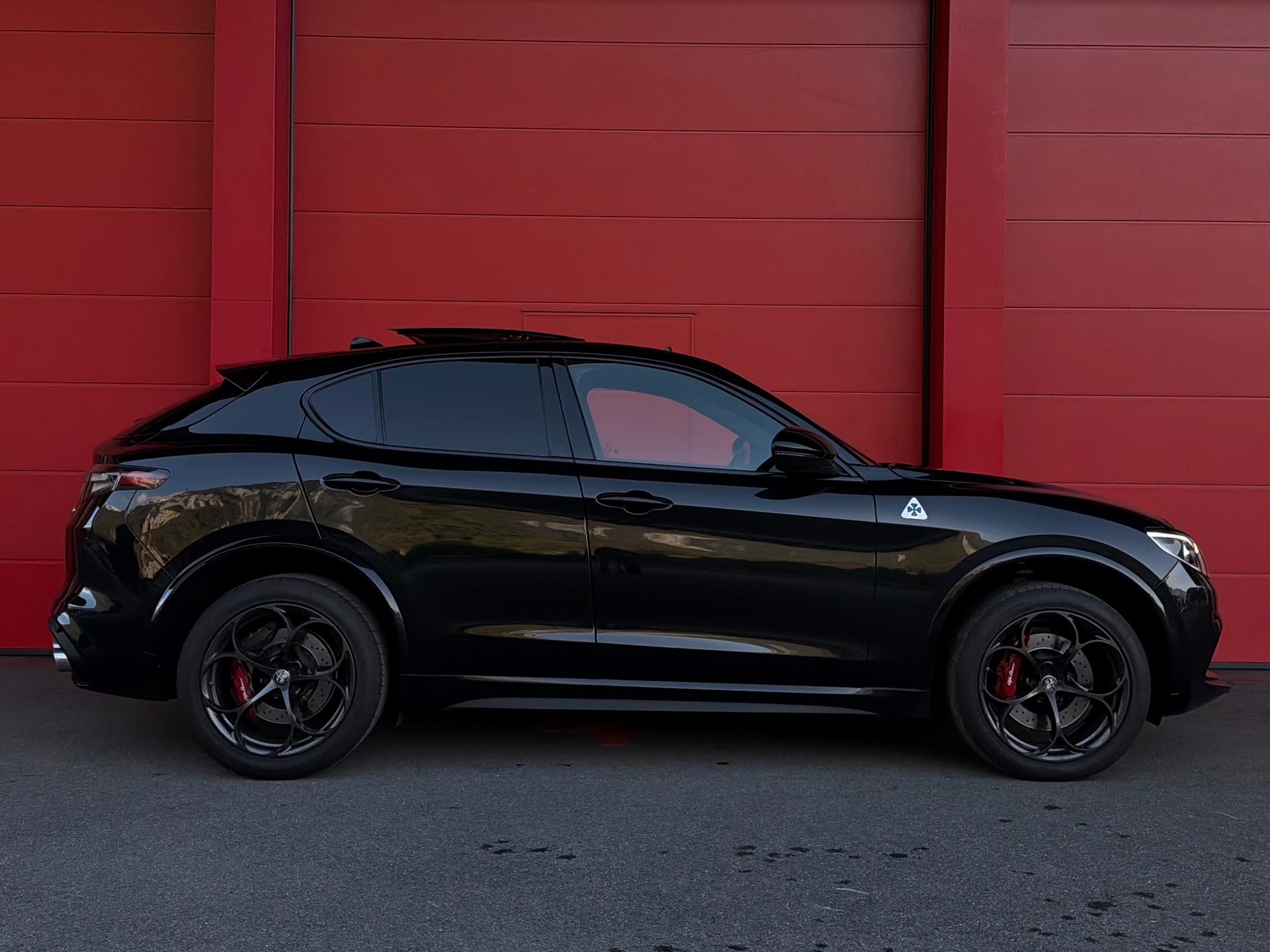 ALFA ROMEO Stelvio 2.9 V6 Quadrifoglio Q4 Automatic-image-2