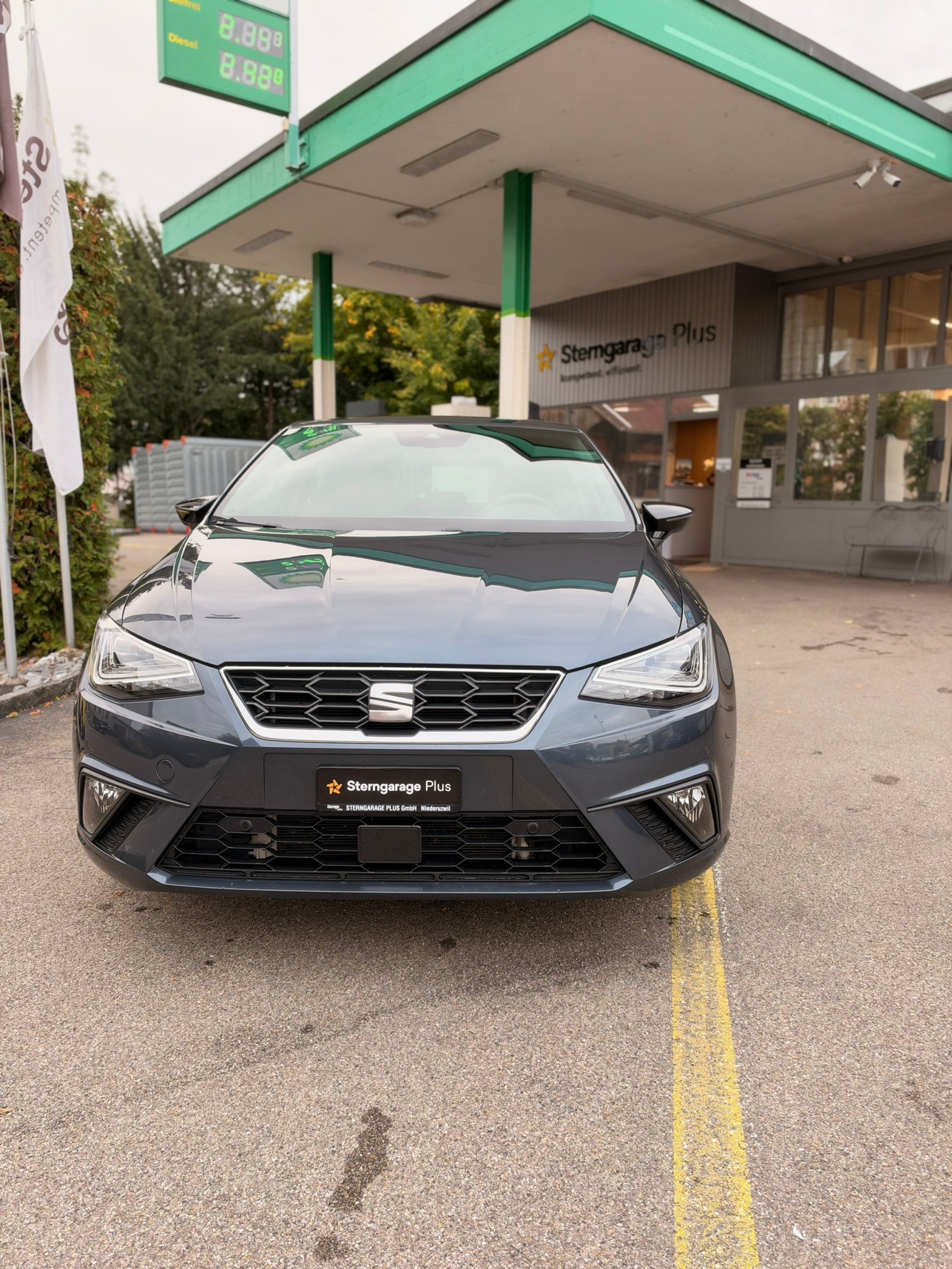 Car photo