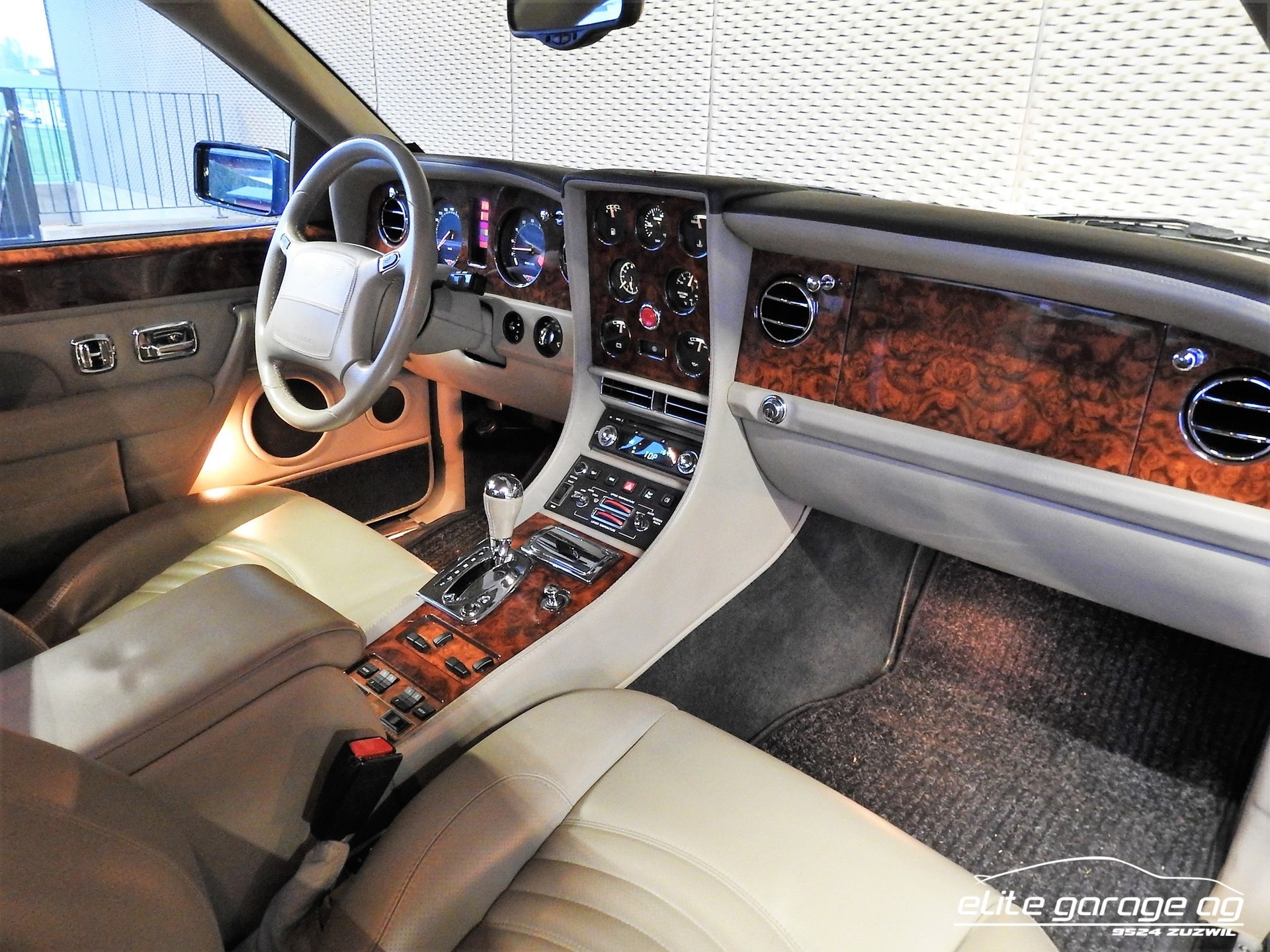 BENTLEY Continental T Coupé-image-7