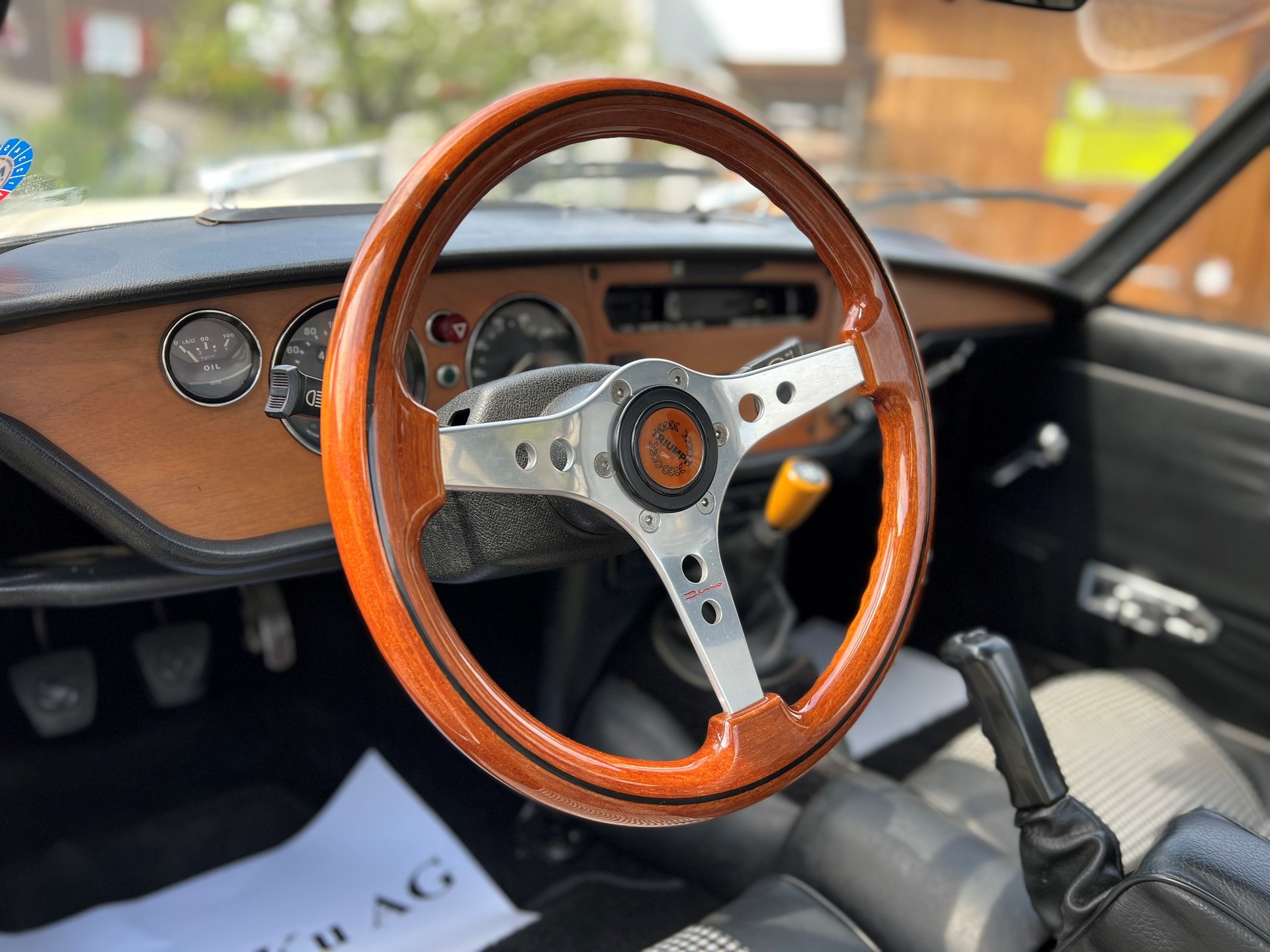 TRIUMPH Spitfire 1500 VETERAN-image-8