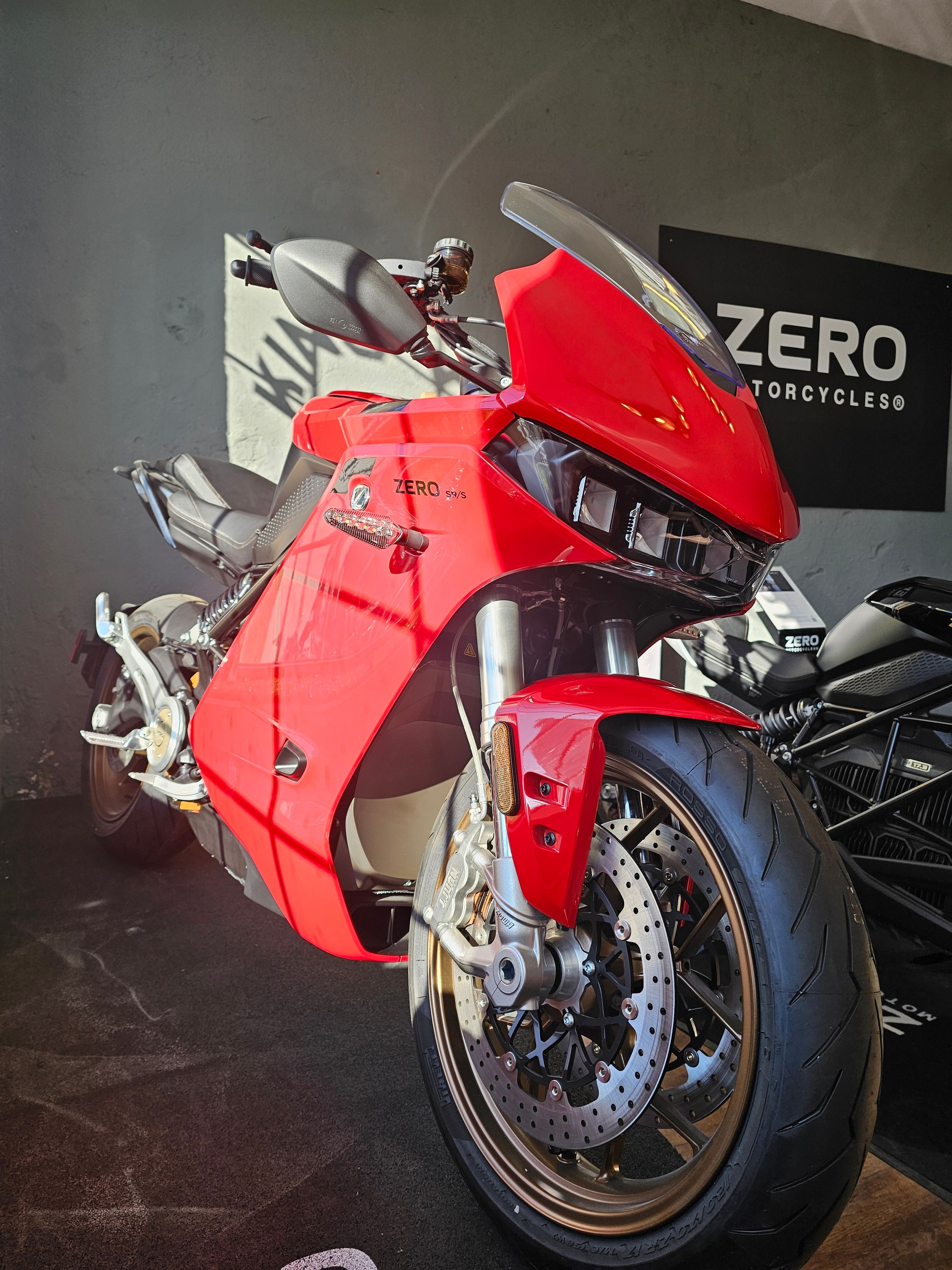 ZERO Zero "SR/S" 2025 avec rabais "Go Electric"