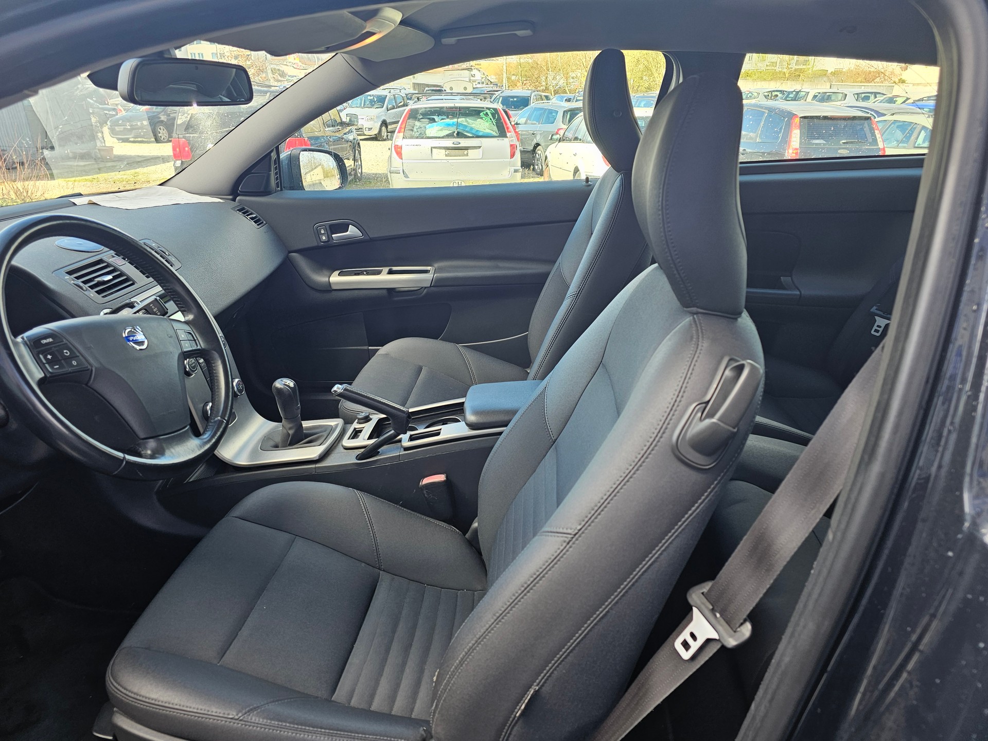 VOLVO C30 1.6D Kinetic-image-11
