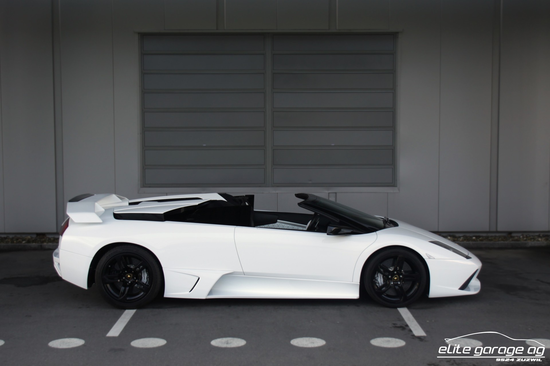 LAMBORGHINI Murciélago LP640-4 Roadster-image-5