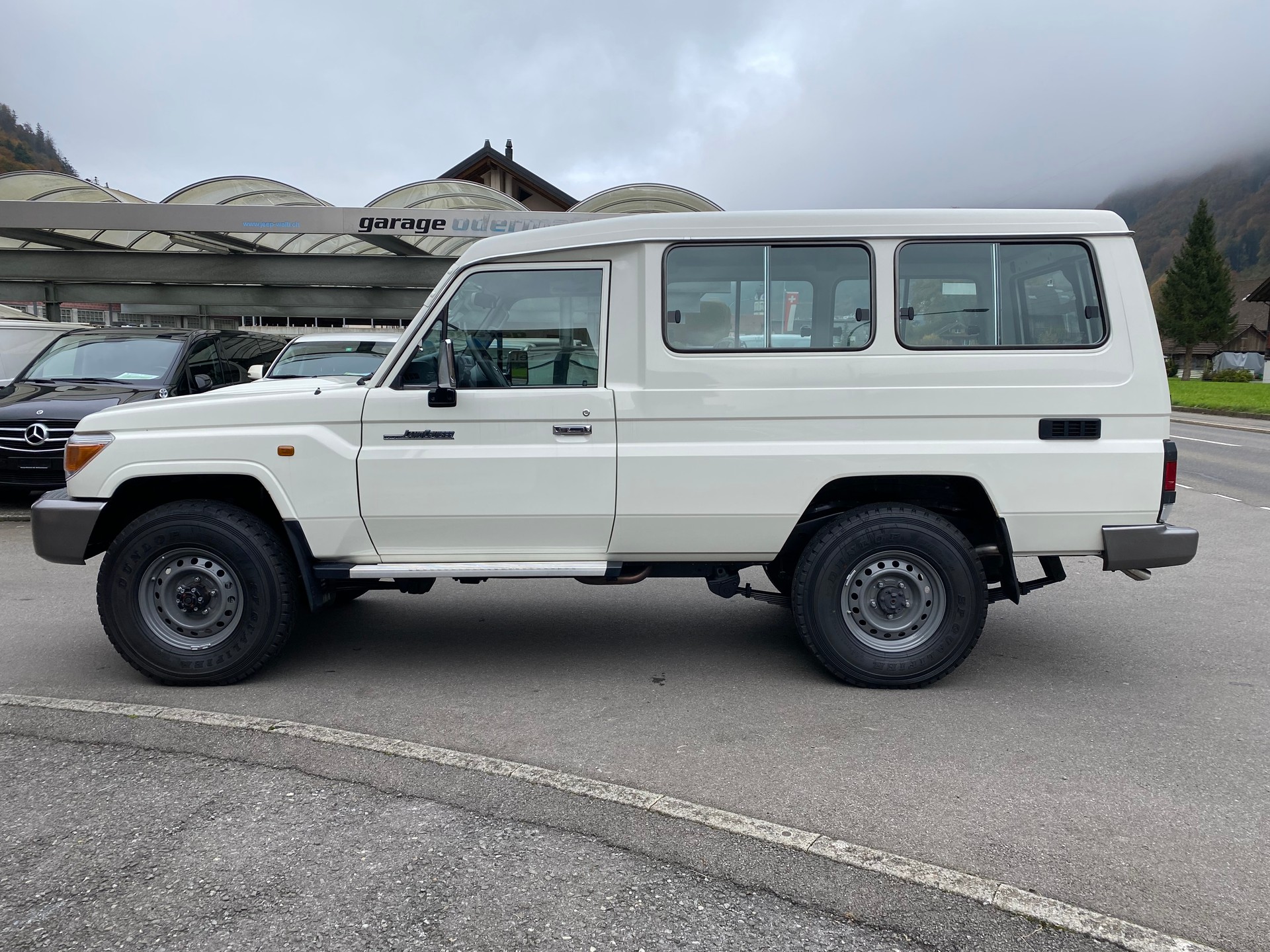 TOYOTA GRJ79 4.0 V6 Singel-Cap-image-11