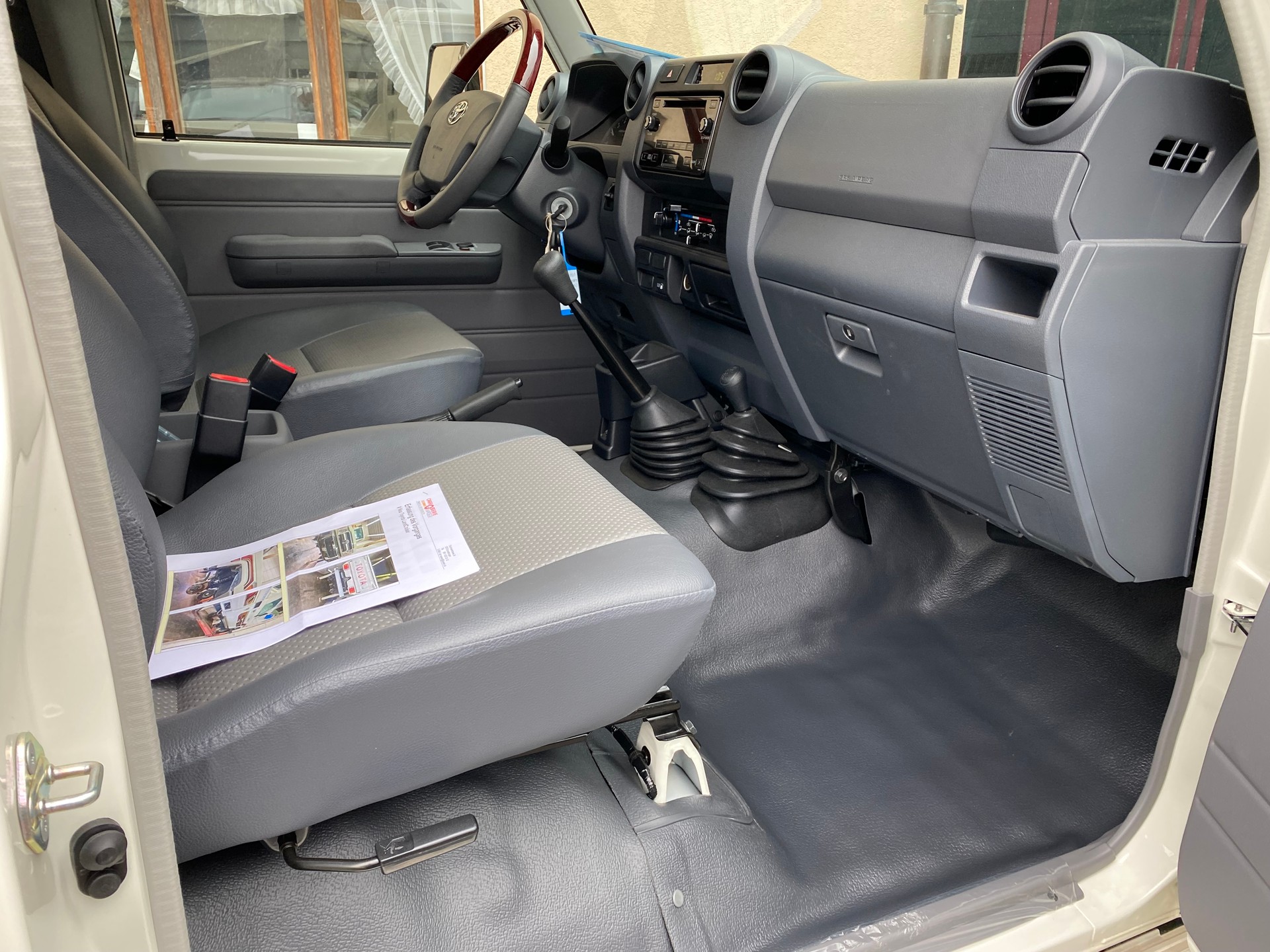 TOYOTA GRJ79 4.0 V6 Singel-Cap-image-5