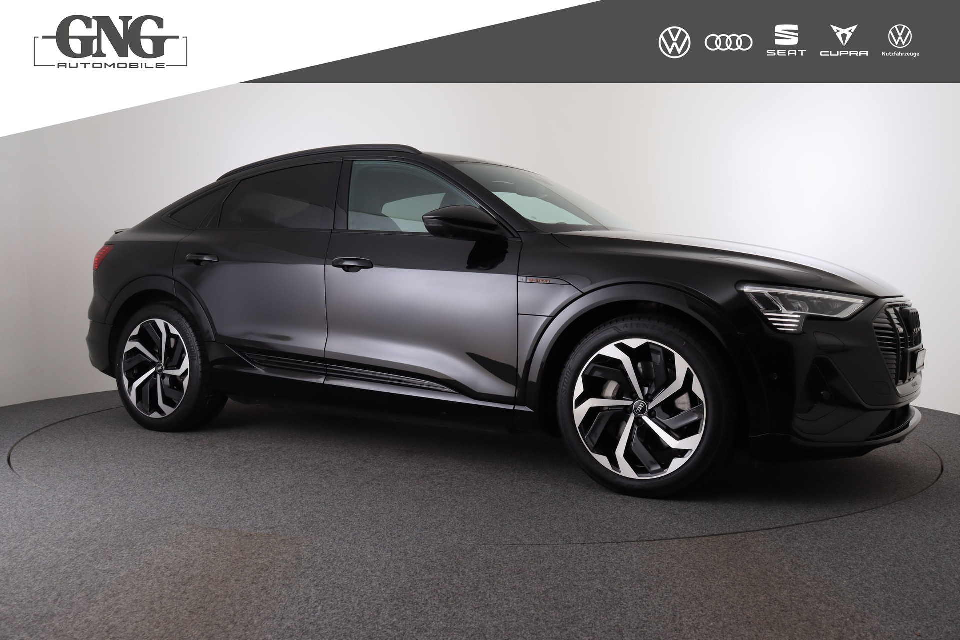 AUDI e-tron 55 Sportback S Line Black Edition quattro-image-5