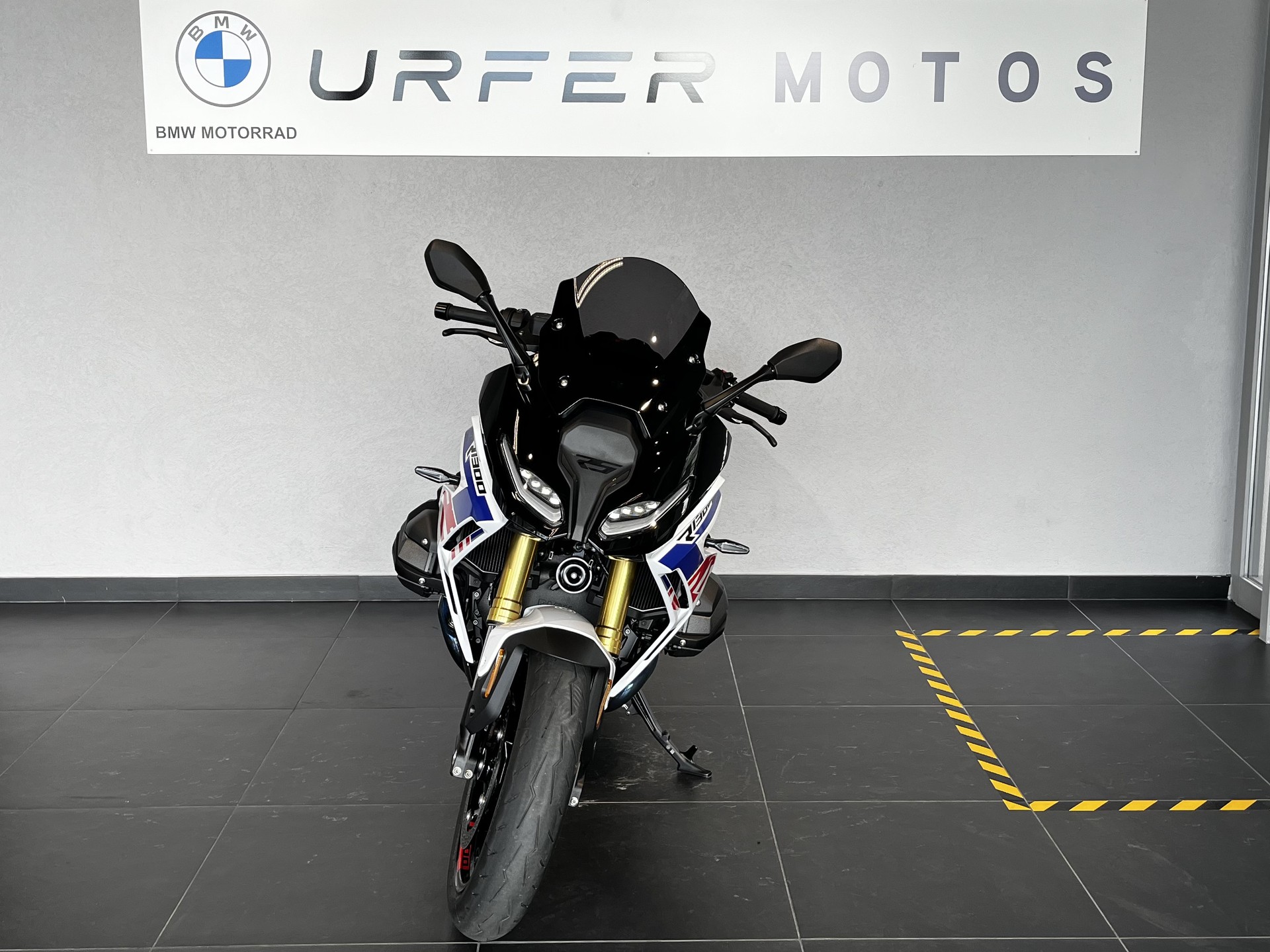 BMW R 1300 RS-showroom-element-2