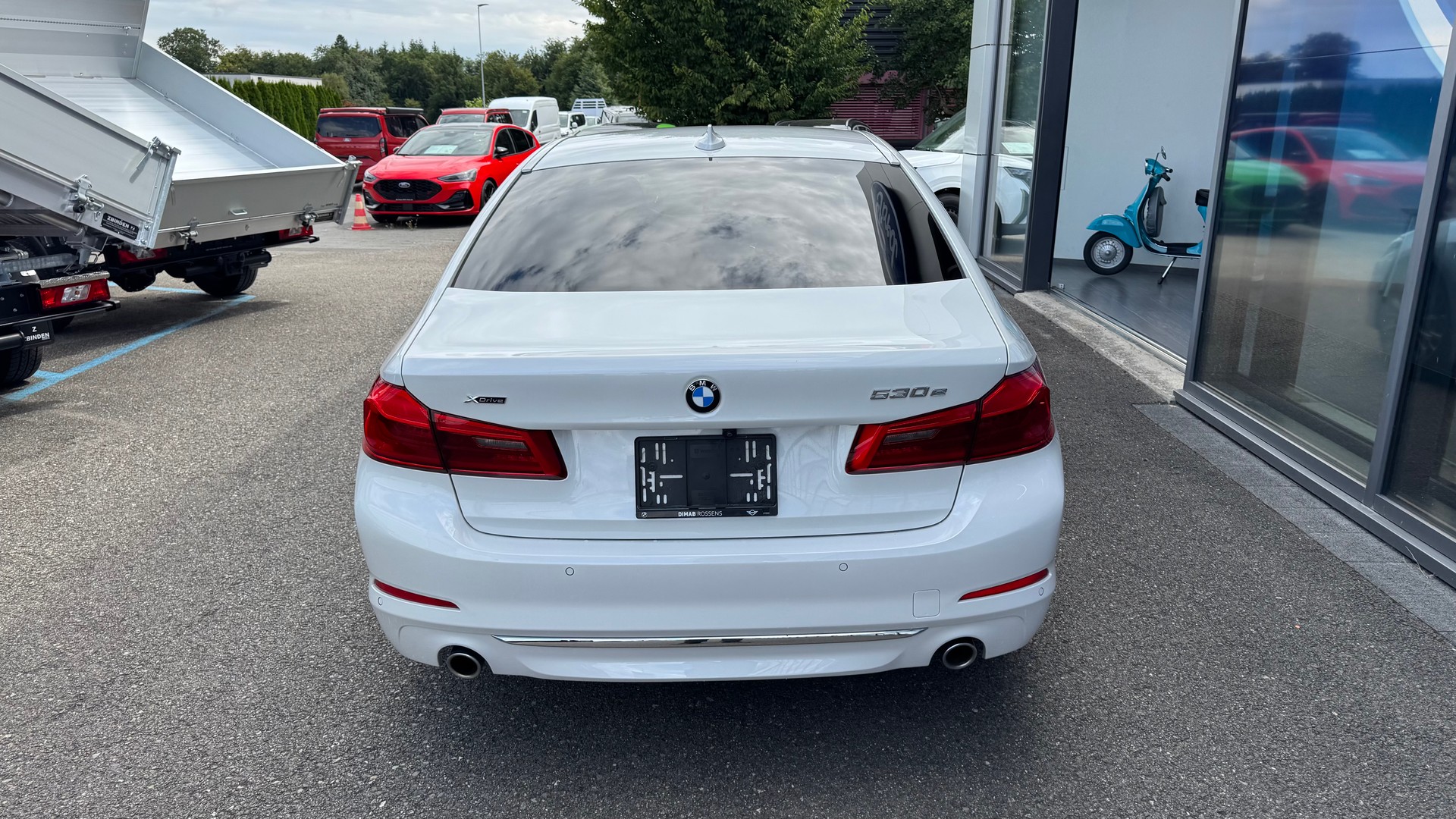 BMW 530e xDrive-image-4