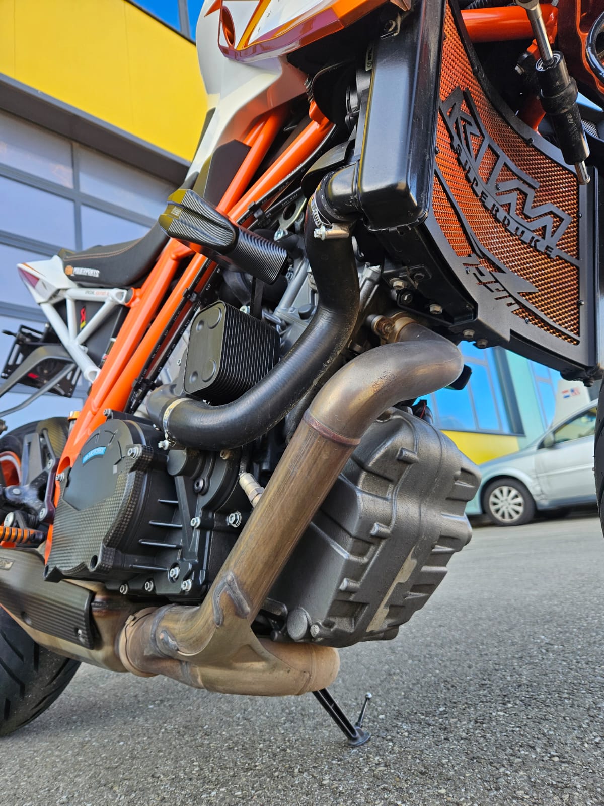 KTM 1290 Super Duke R Special Edition-image-9