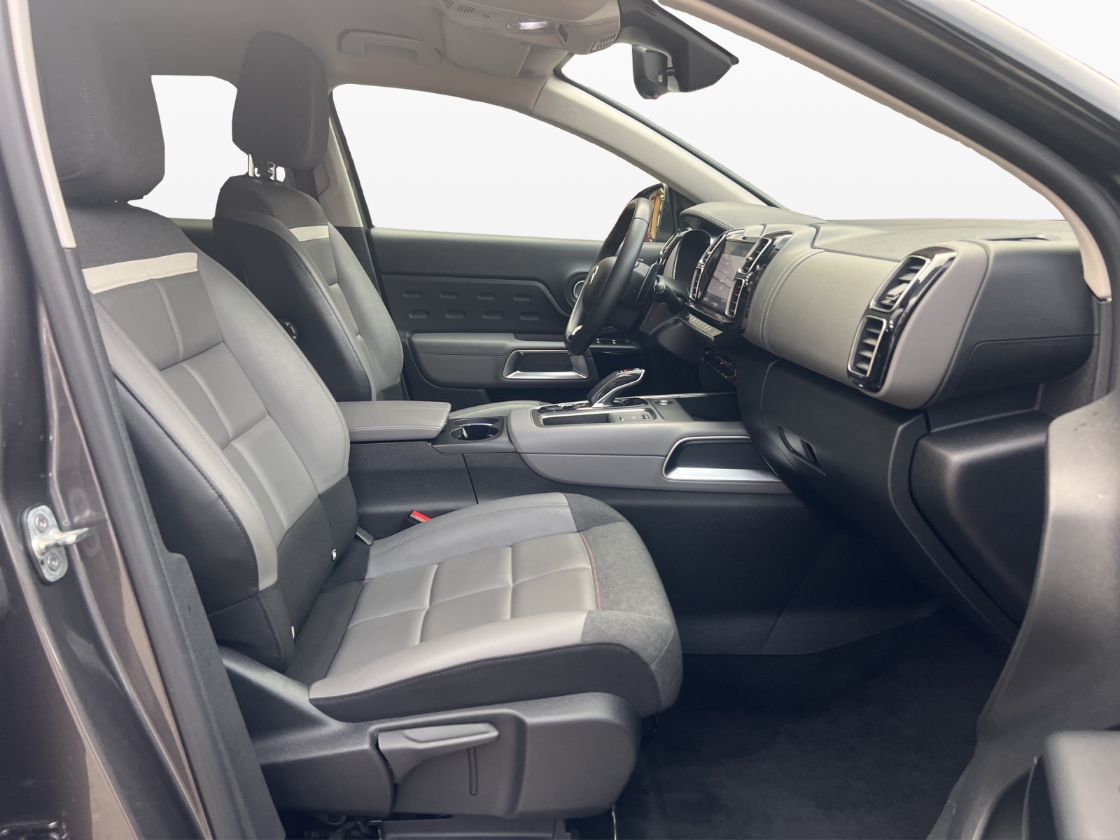CITROEN C5 Aircross 1.6 PHEV Shine-image-14