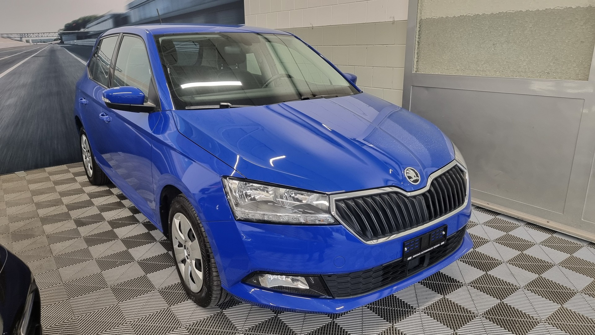 SKODA Fabia 1.0 MPI Ambition-image-1