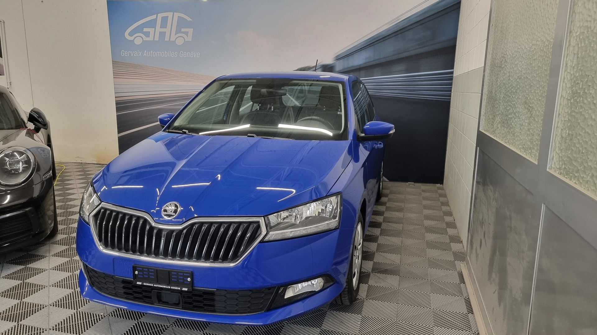 SKODA Fabia 1.0 MPI Ambition-image-0