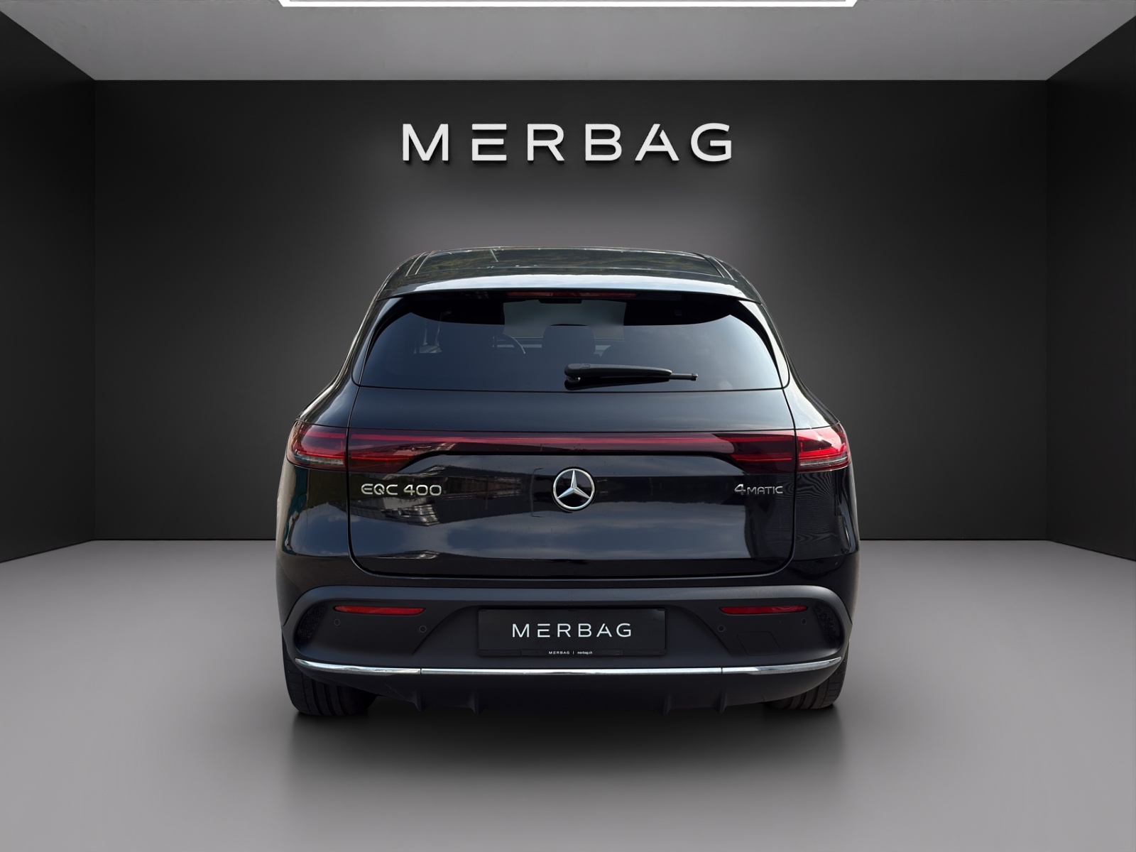 MERCEDES-BENZ EQC 400 AMG Line 4Matic-image-3