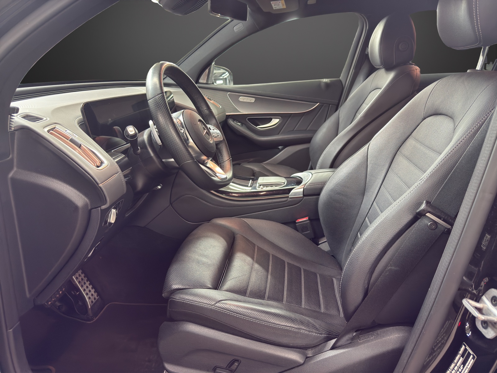 MERCEDES-BENZ EQC 400 AMG Line 4Matic-image-9