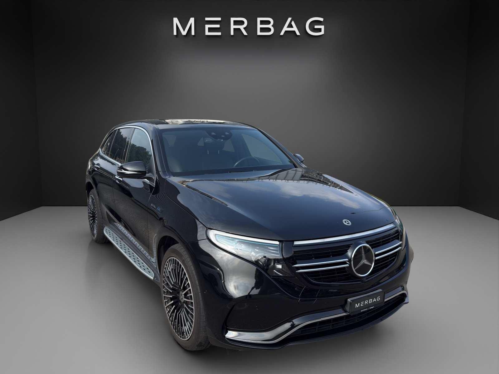 MERCEDES-BENZ EQC 400 AMG Line 4Matic-image-5