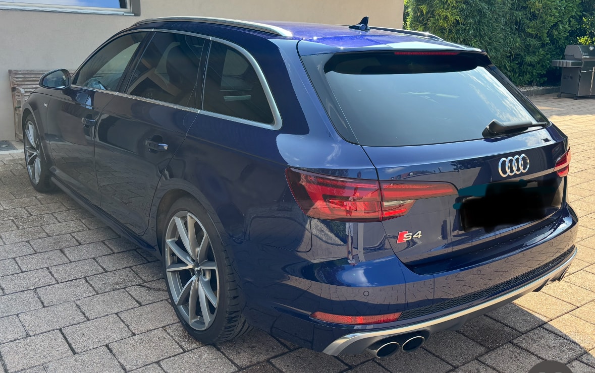 AUDI S4 Avant 3.0 TFSI quattro tiptronic-image-3