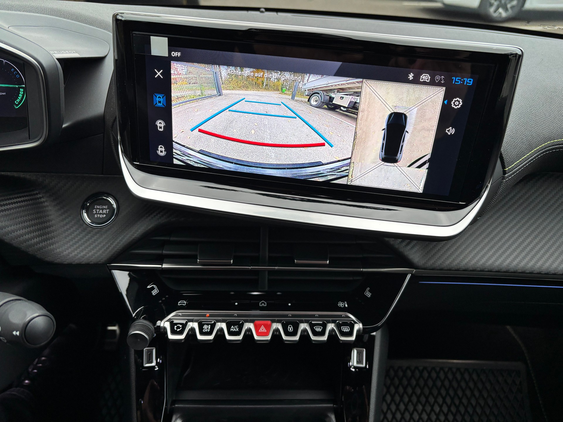 PEUGEOT 208 1.2 MHEV 110 GT-image-13