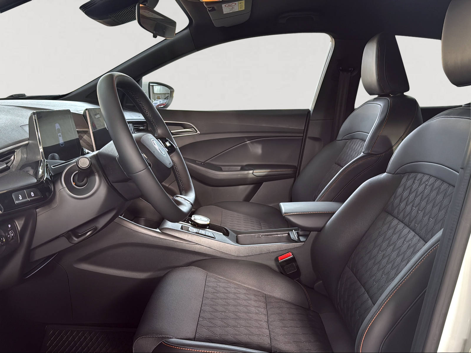 MG 3 1.5 Hybrid Luxury Aut. Modell 2026-image-7