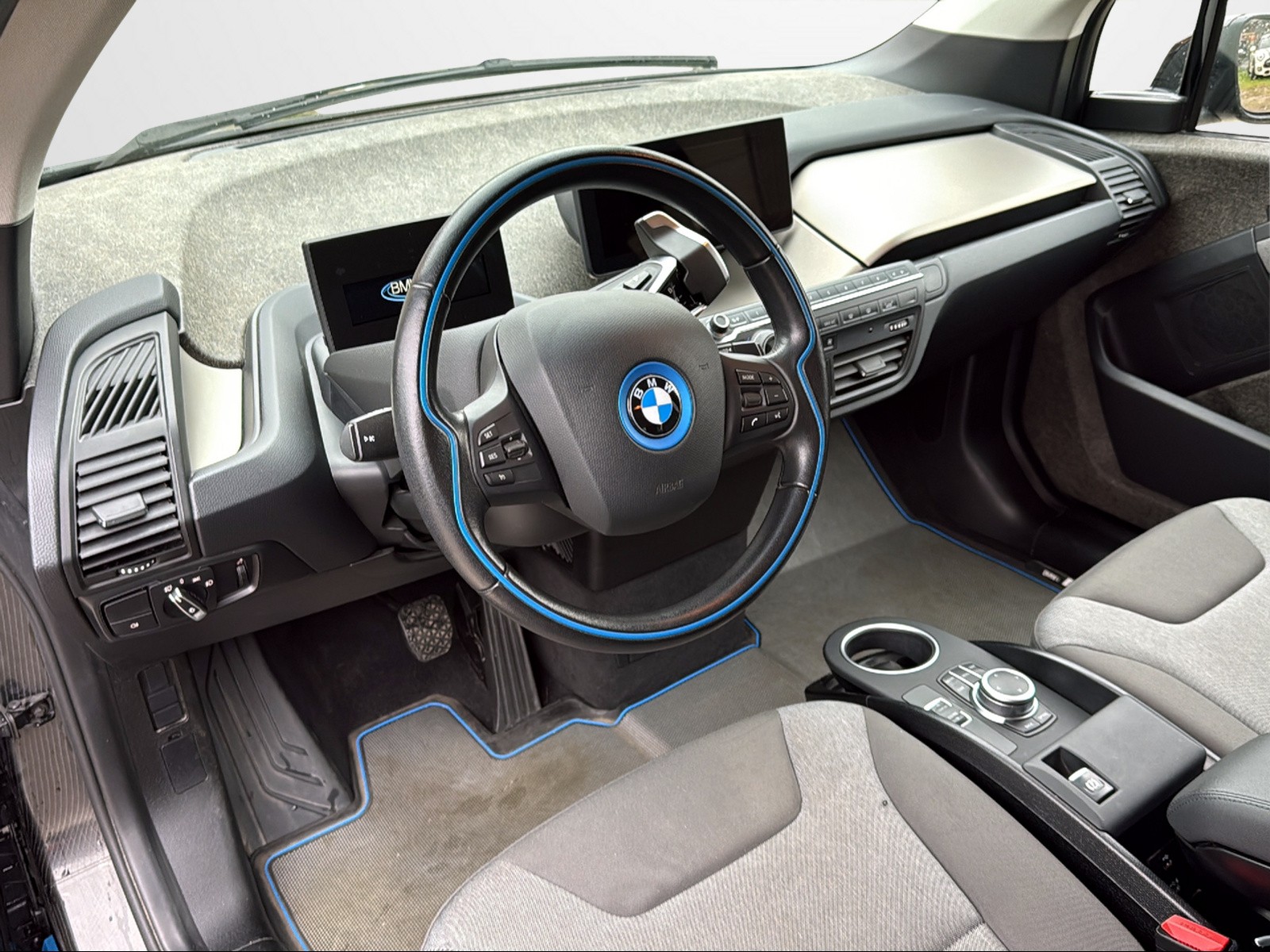 BMW i3 (120Ah)-image-9