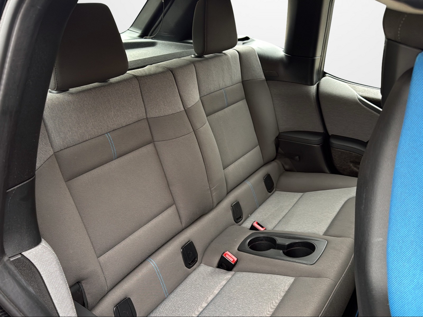 BMW i3 (120Ah)-image-12