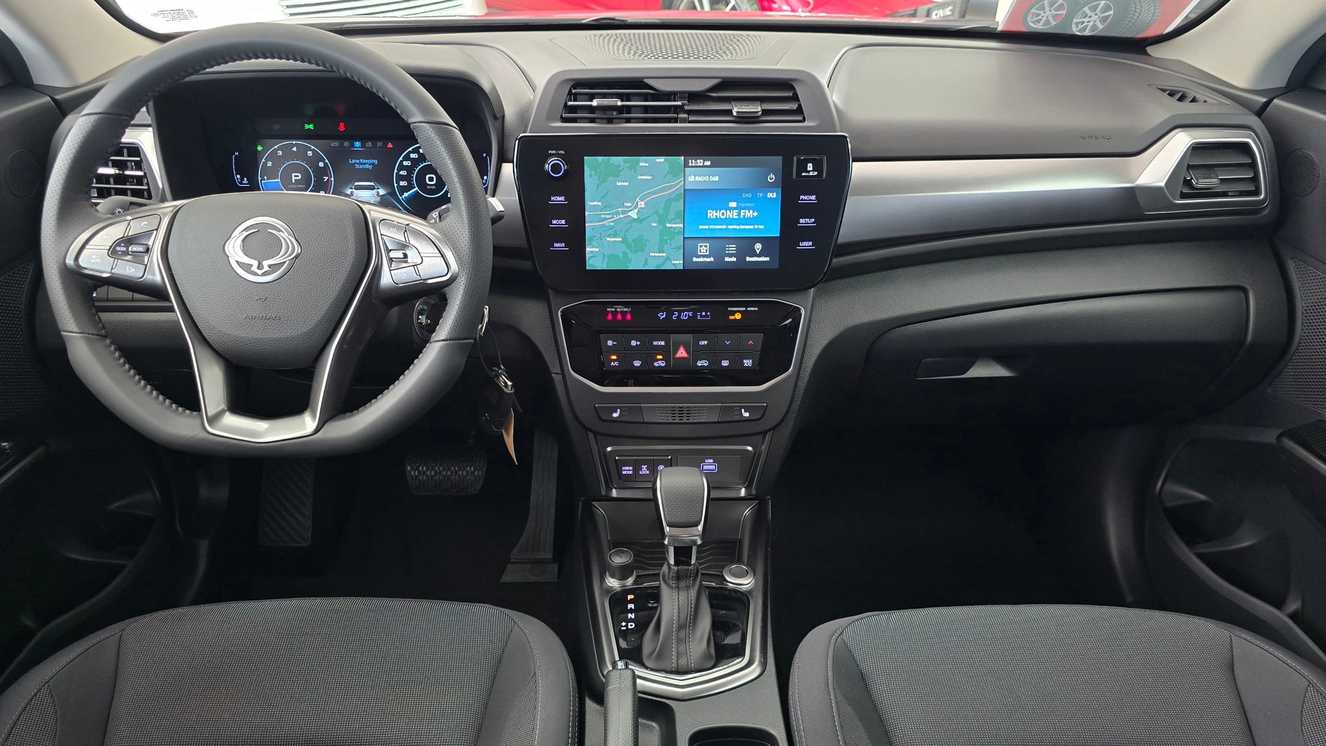 KGM-SsangYong Tivoli 1.5TGDI Bron 4WD A-image-4