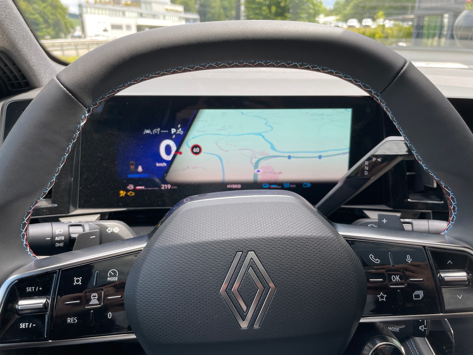 RENAULT Rafale 1.2 E-Tech Plug-in Hybrid 300 4x4 Atelier Alpine-image-23