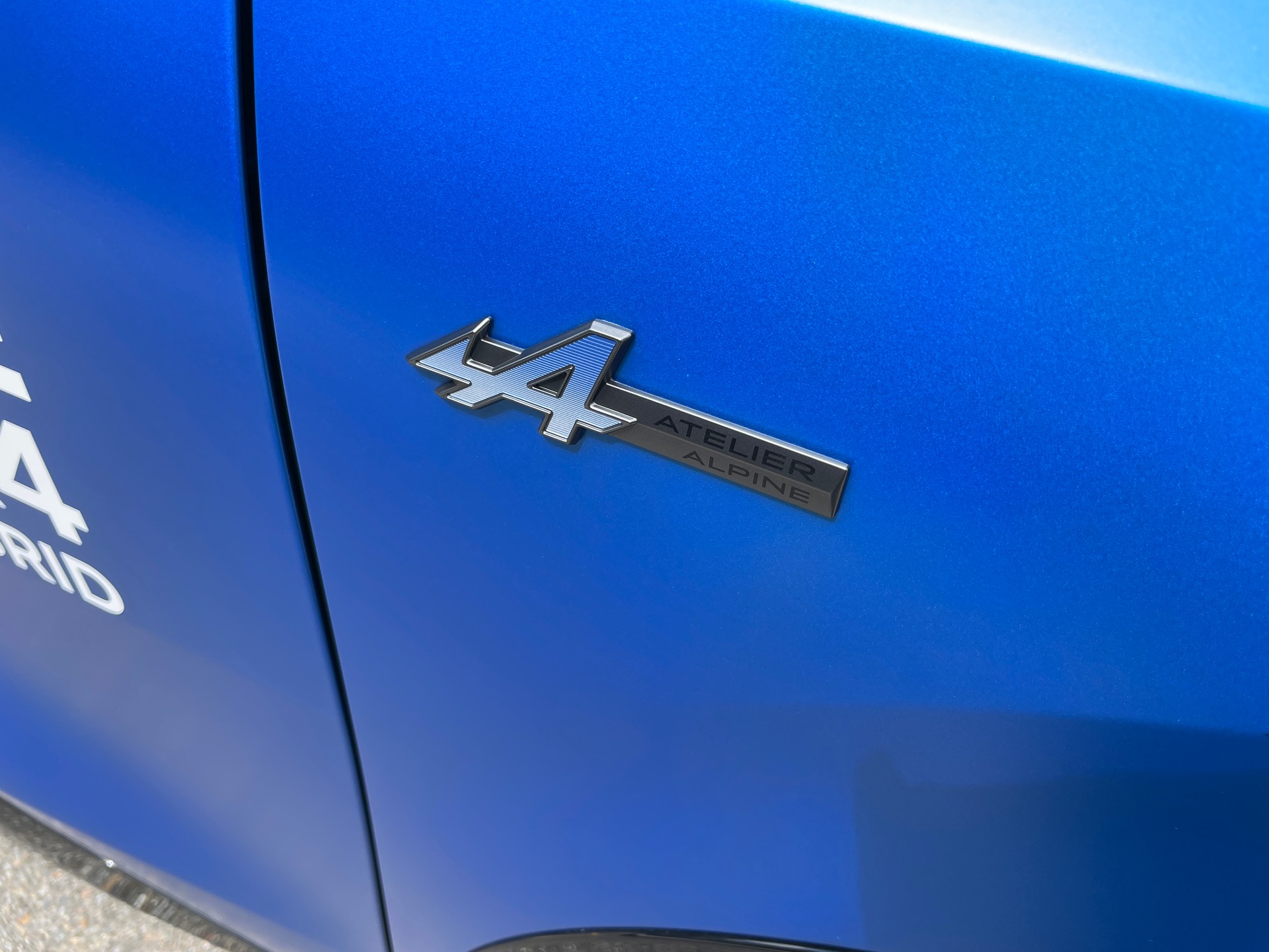 RENAULT Rafale 1.2 E-Tech Plug-in Hybrid 300 4x4 Atelier Alpine-image-4