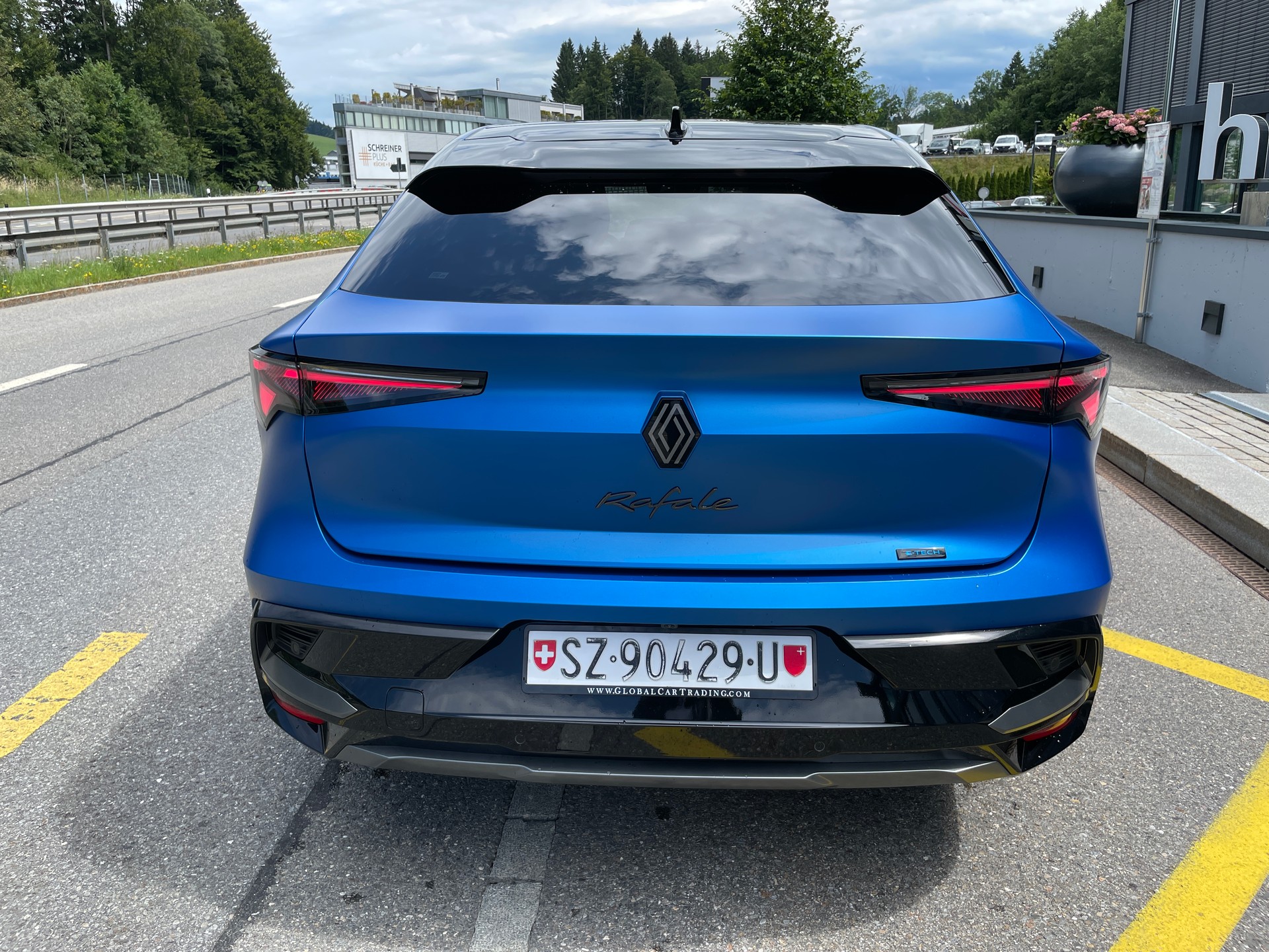 RENAULT Rafale 1.2 E-Tech Plug-in Hybrid 300 4x4 Atelier Alpine-image-7