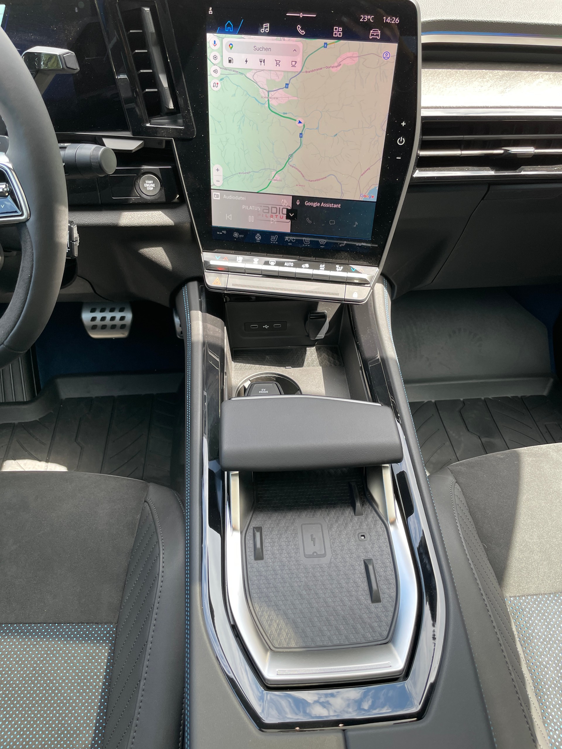 RENAULT Rafale 1.2 E-Tech Plug-in Hybrid 300 4x4 Atelier Alpine-image-22
